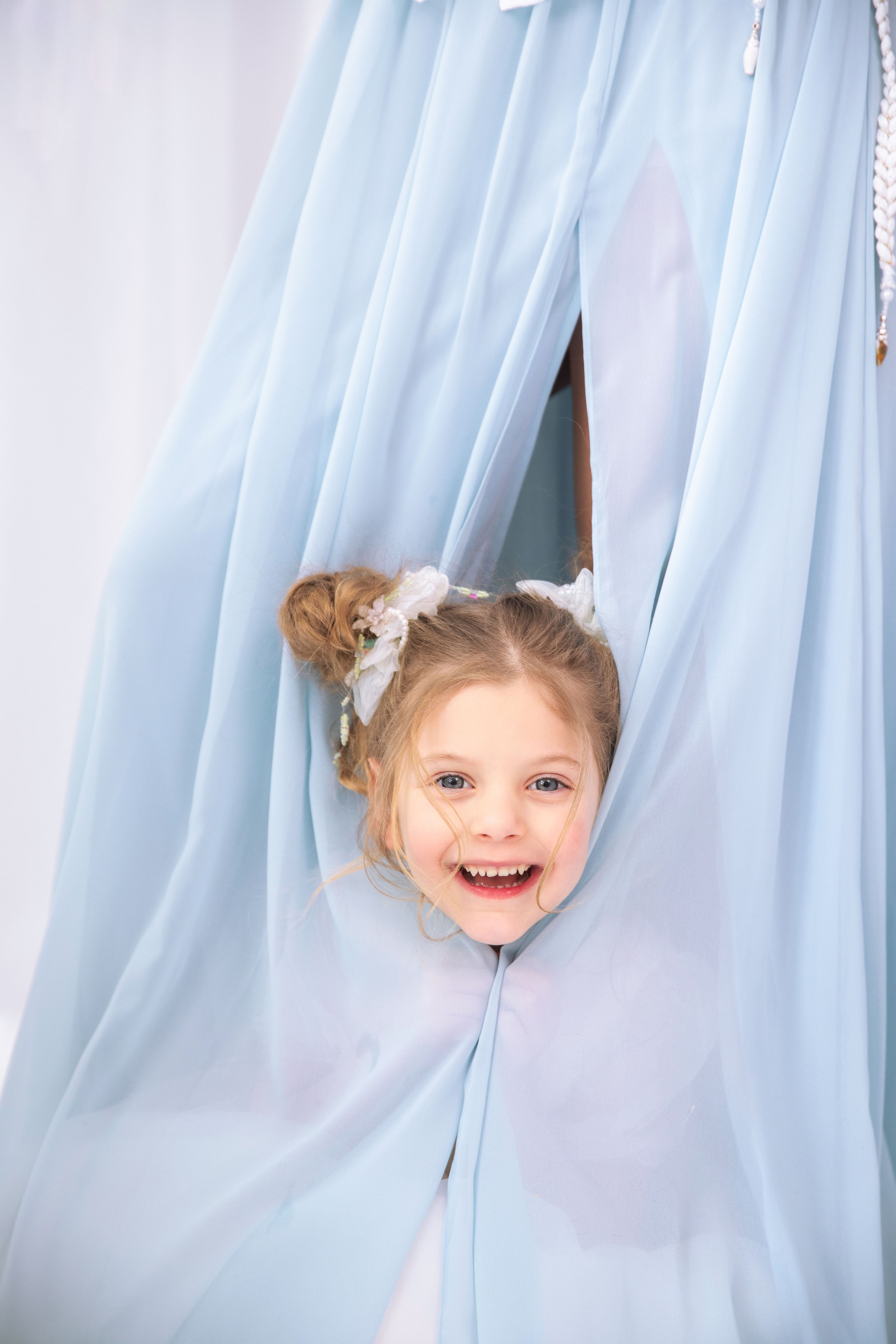 Ніжна весняна фотозйомка з Даринкою. Сімейний та дитячий фотограф Київ, Ірпінь, Буча — Галина Пивоварова