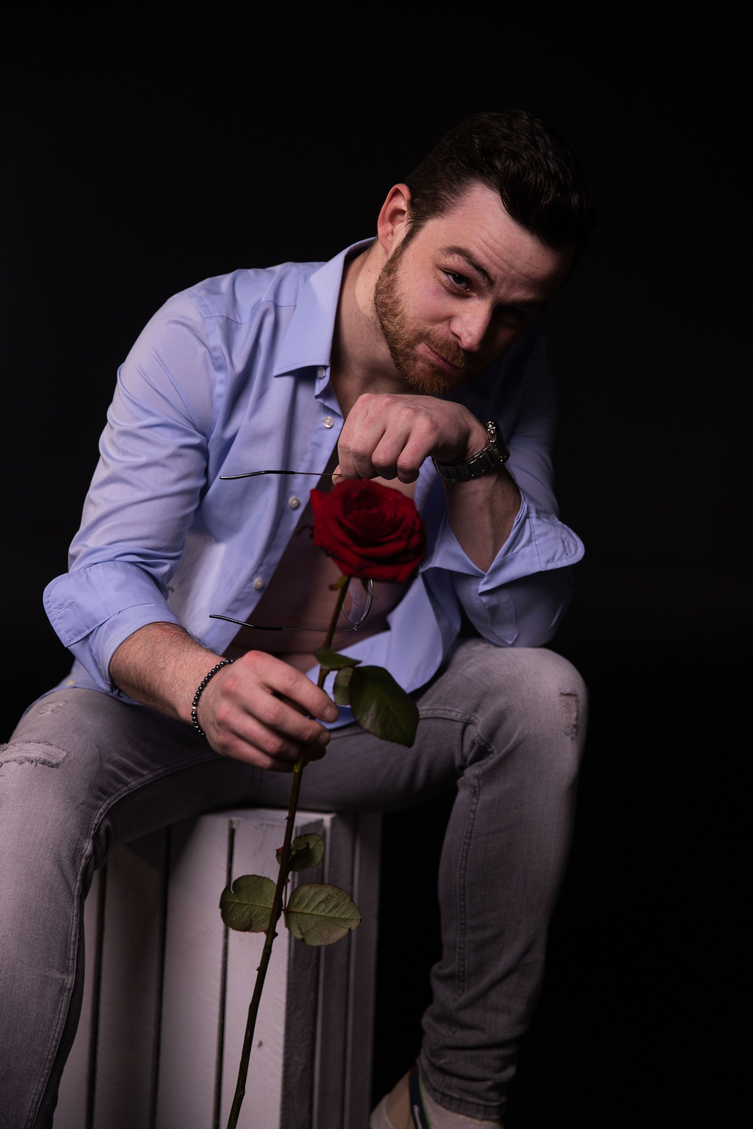 Чоловіча фотозйомка Олександра «Привітання для жінок». Сімейний та дитячий фотограф Київ, Ірпінь, Буча — Галина Пивоварова