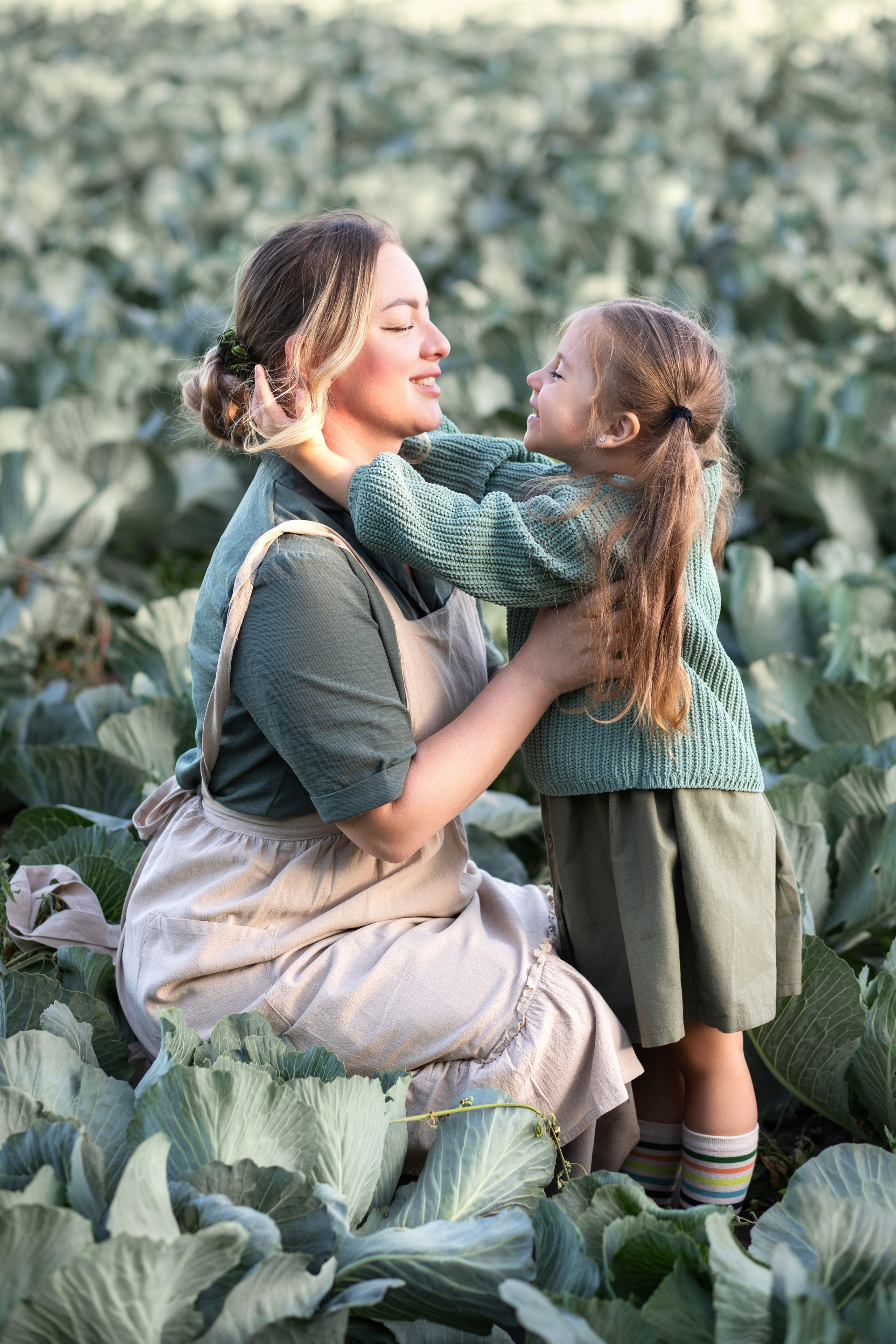 Дитяча фотозйомка в капусті з Машею. Сімейний та дитячий фотограф Київ, Ірпінь, Буча — Галина Пивоварова