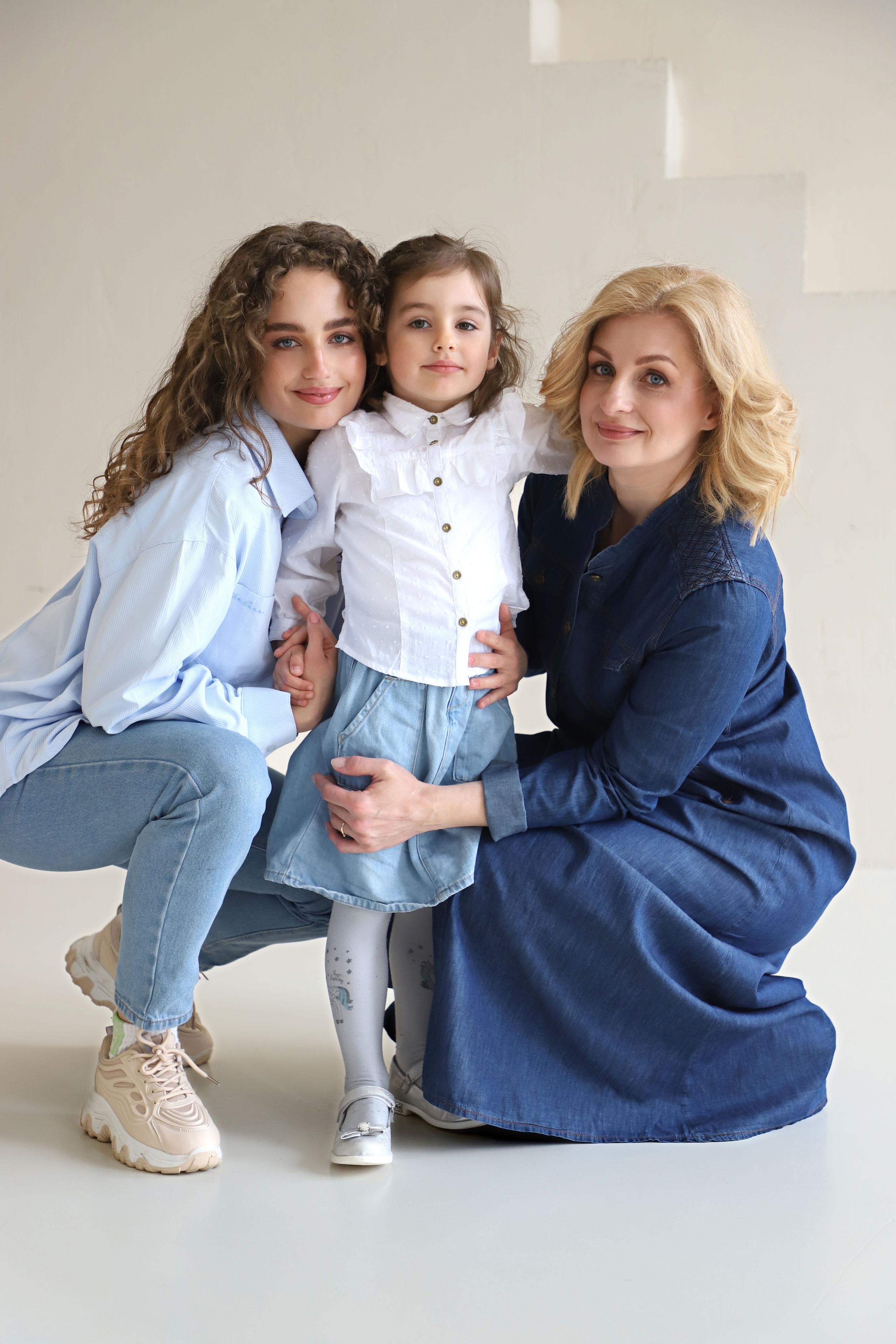 Сімейна фотозйомка «Дві мами, дві донечки». Сімейний та дитячий фотограф Київ, Ірпінь, Буча — Галина Пивоварова