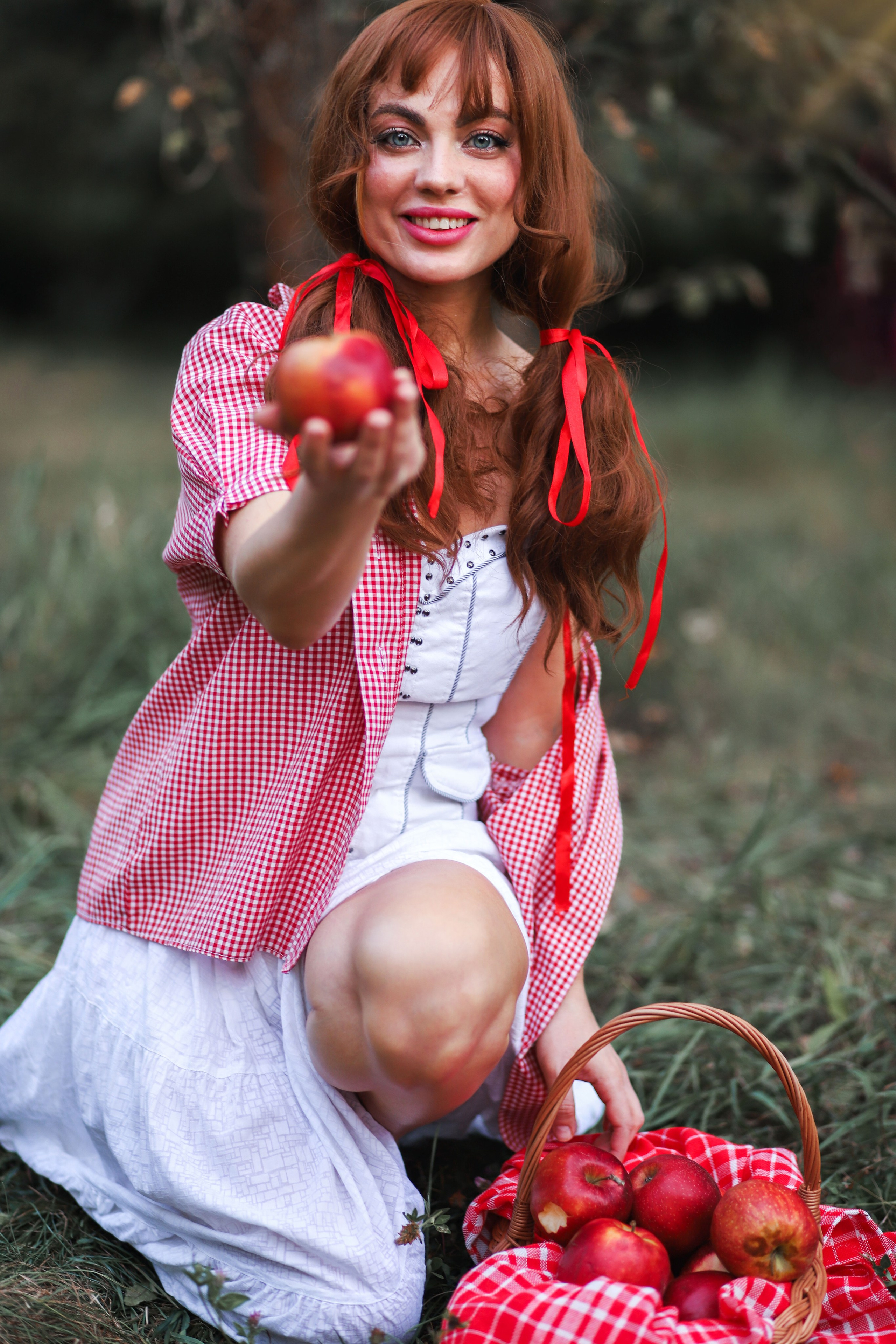 Фотозйомка в осінньому яблуневому саду. Сімейний та дитячий фотограф Київ, Ірпінь, Буча — Галина Пивоварова