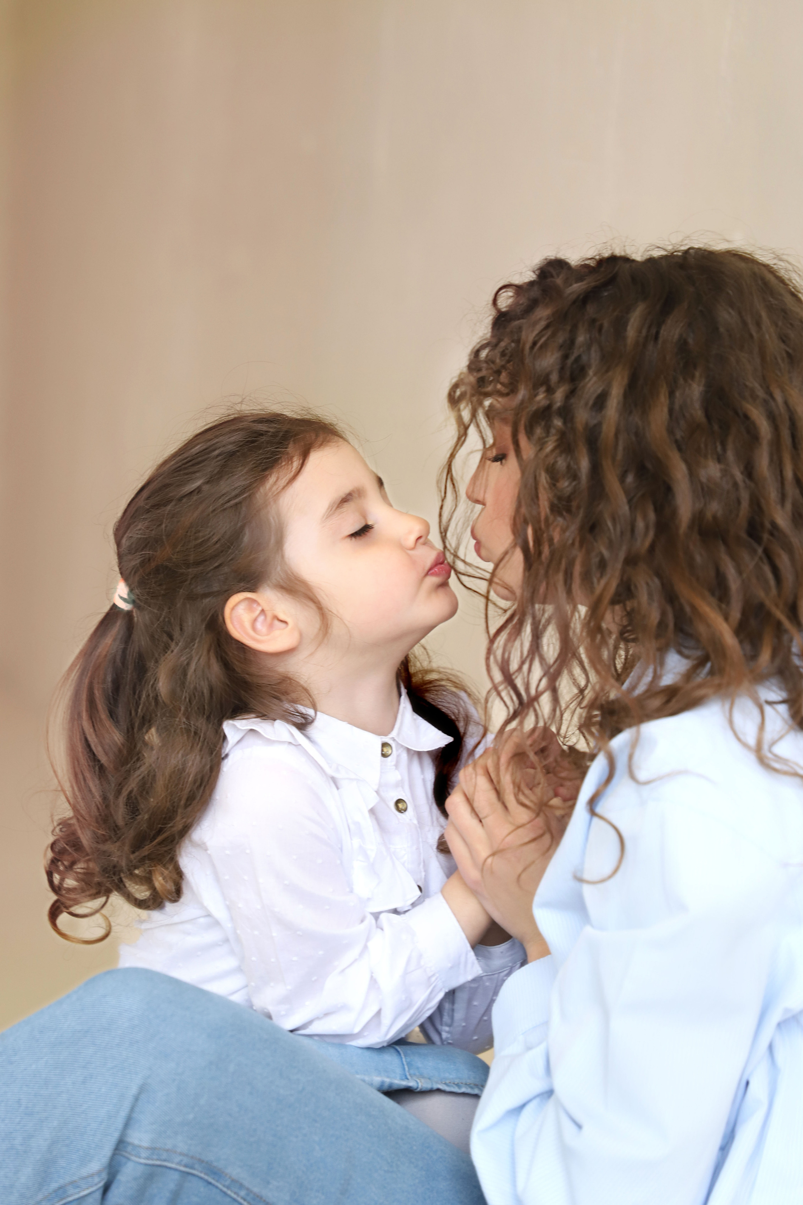Сімейна фотозйомка «Дві мами, дві донечки». Сімейний та дитячий фотограф Київ, Ірпінь, Буча — Галина Пивоварова