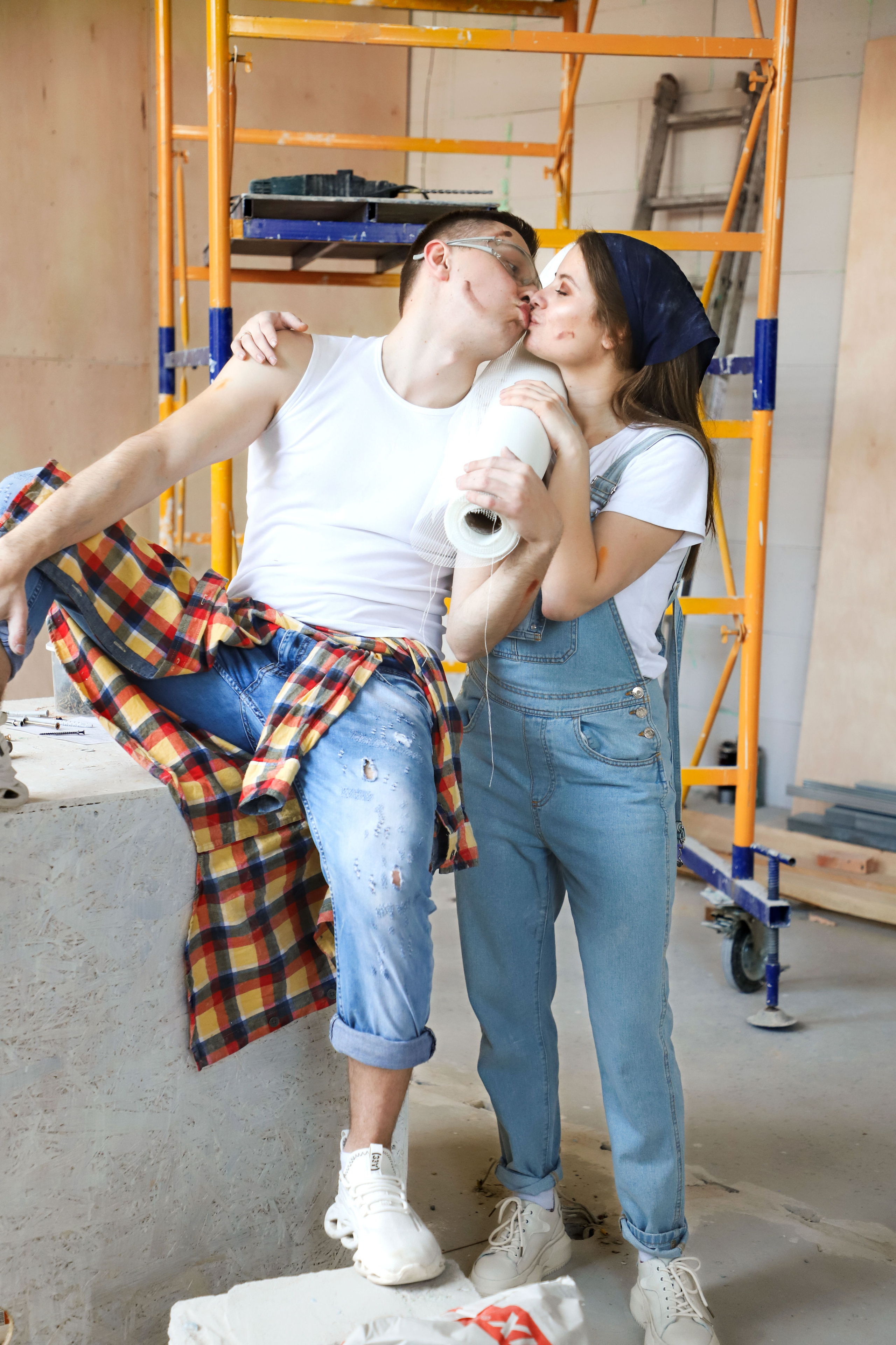 Фотосесія Lovestory Діани та Михайла в процесі ремонту. Сімейний та дитячий фотограф Київ, Ірпінь, Буча — Галина Пивоварова