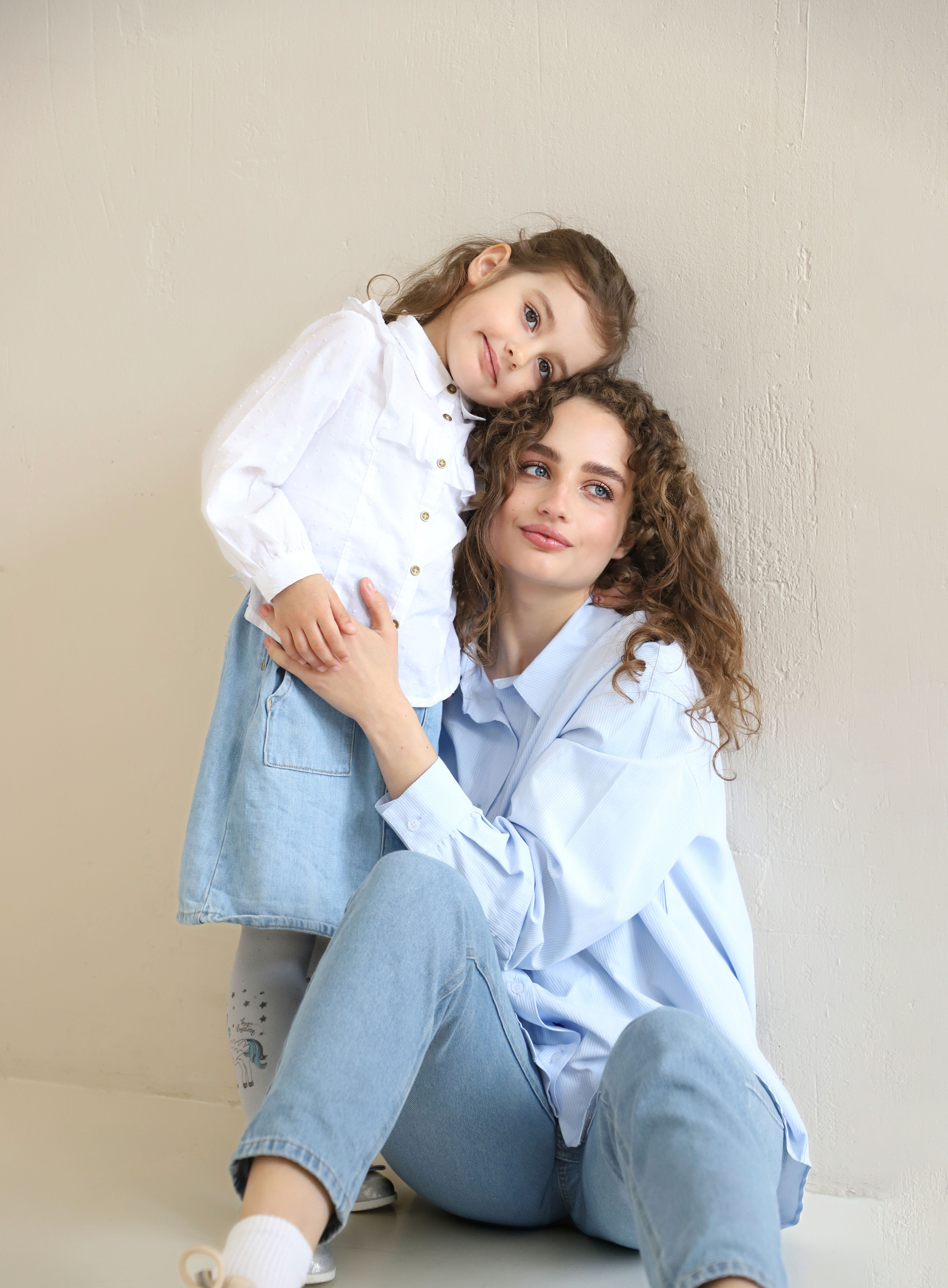 Сімейна фотозйомка «Дві мами, дві донечки». Сімейний та дитячий фотограф Київ, Ірпінь, Буча — Галина Пивоварова