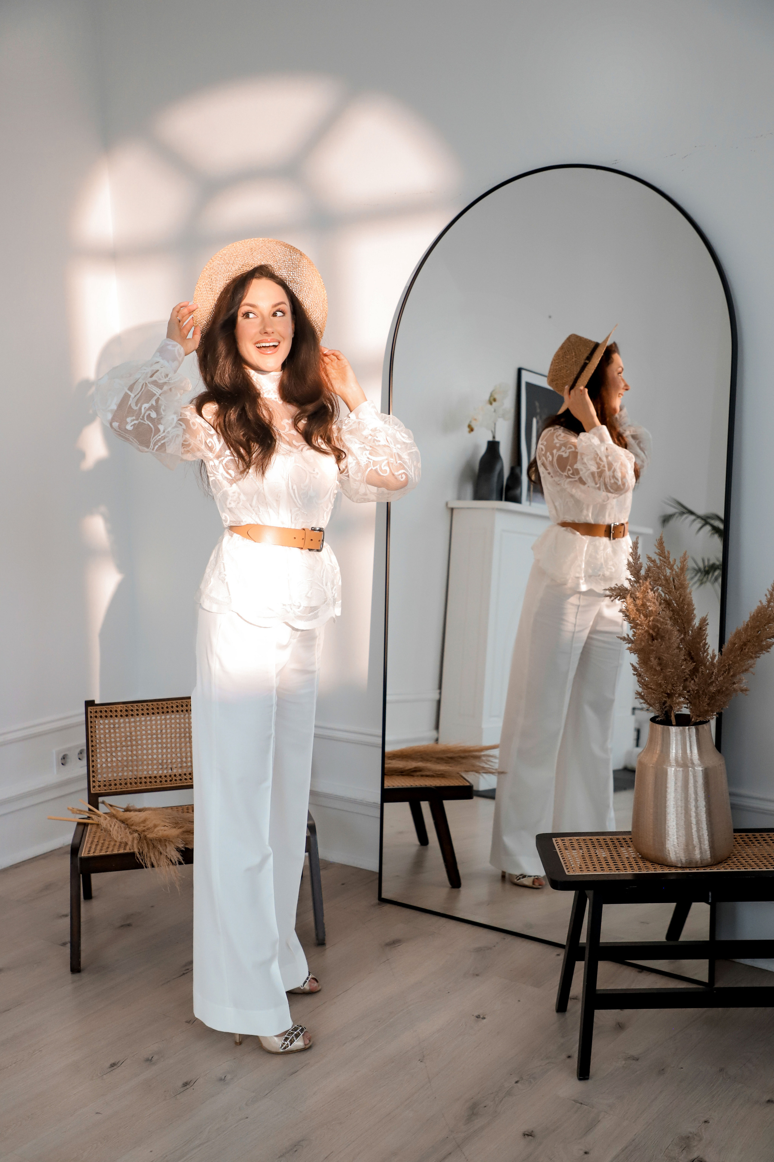 Жіноча фотосесія з Дарією «Нжність». Сімейний та дитячий фотограф Київ, Ірпінь, Буча — Галина Пивоварова