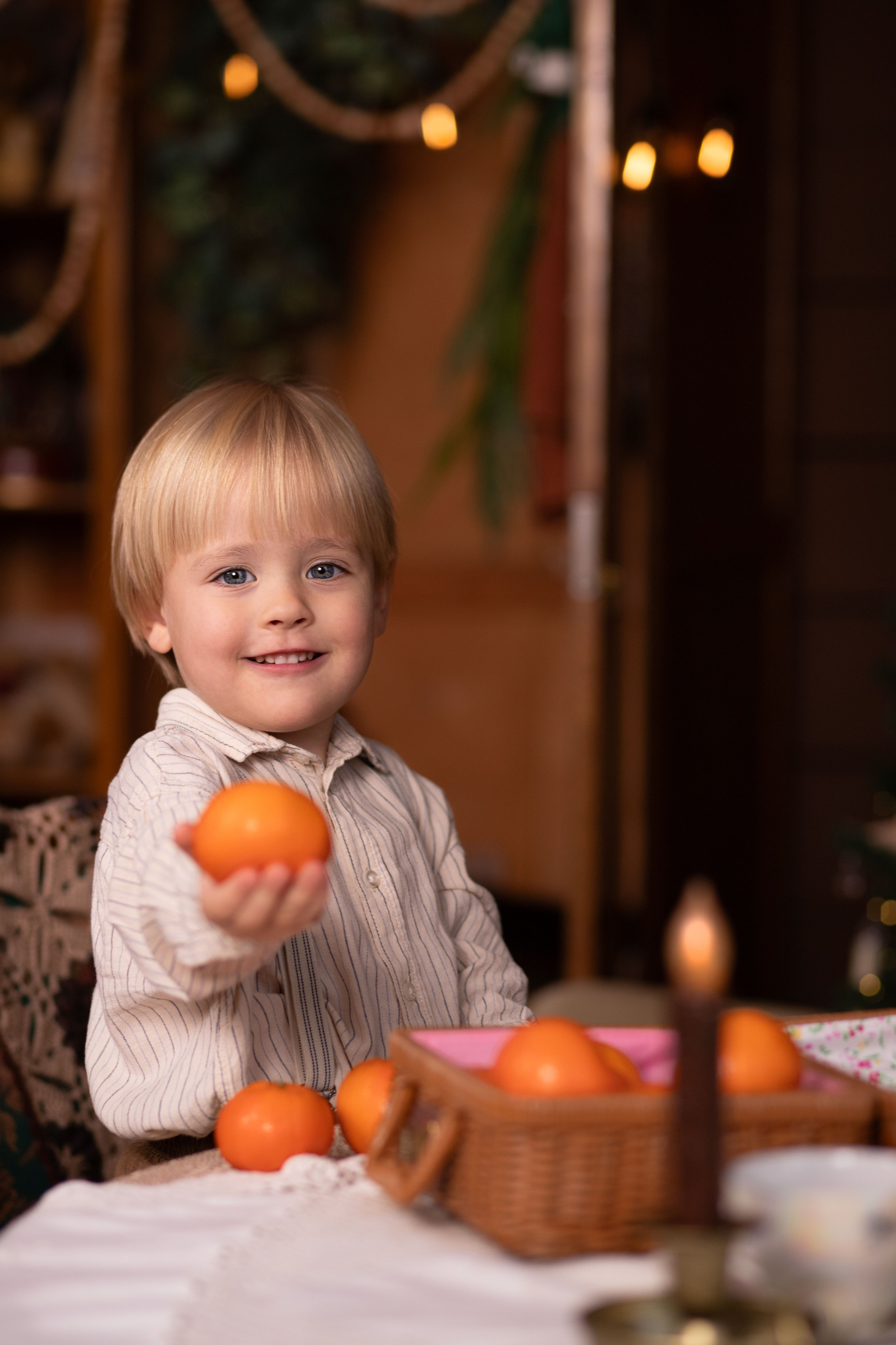 Новорічна дитяча фотозйомка «Мандариновий час». Сімейний та дитячий фотограф Київ, Ірпінь, Буча — Галина Пивоварова