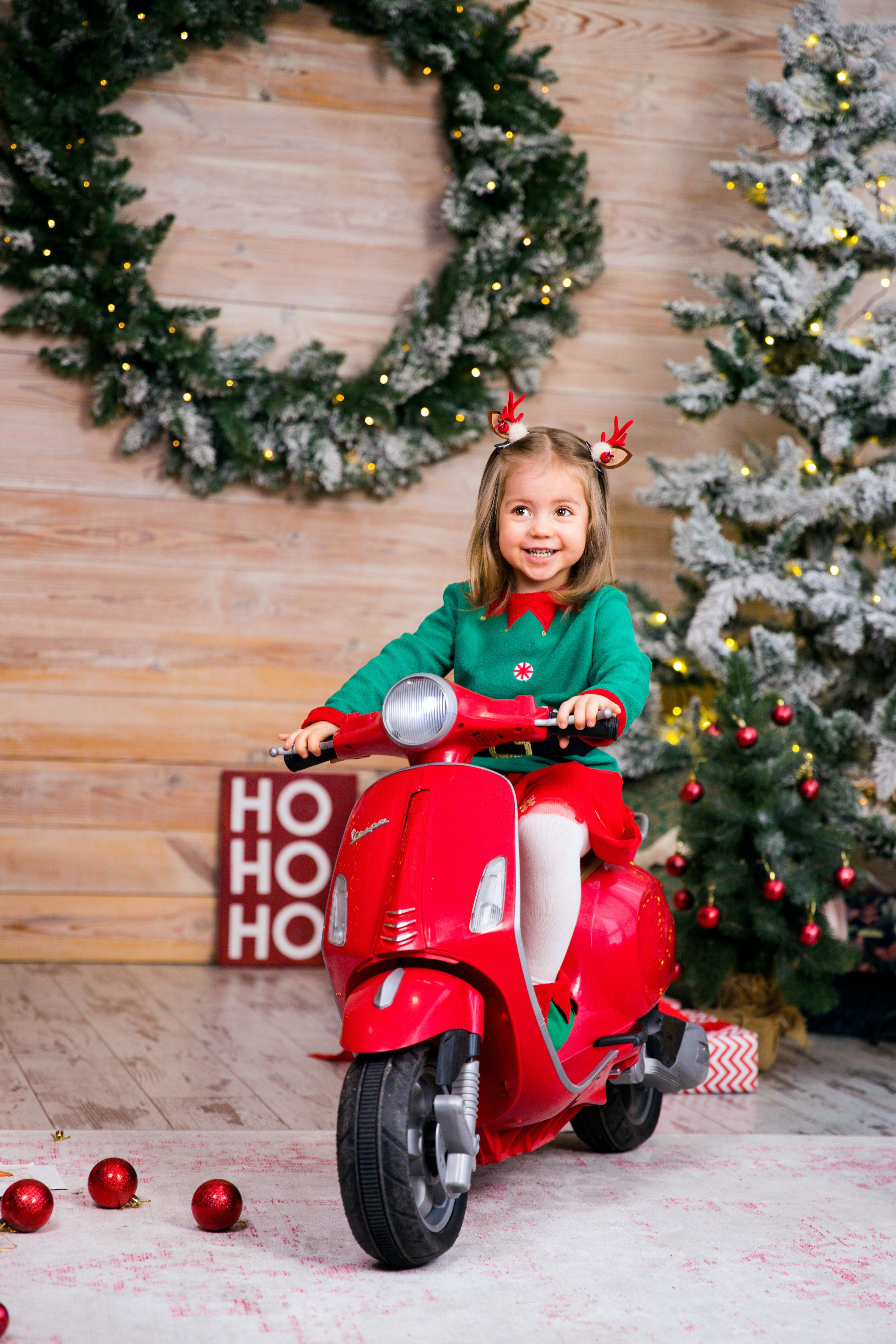 Дитяча новорічна фотосесія Марійки з мамою Яною. Сімейний та дитячий фотограф Київ, Ірпінь, Буча — Галина Пивоварова