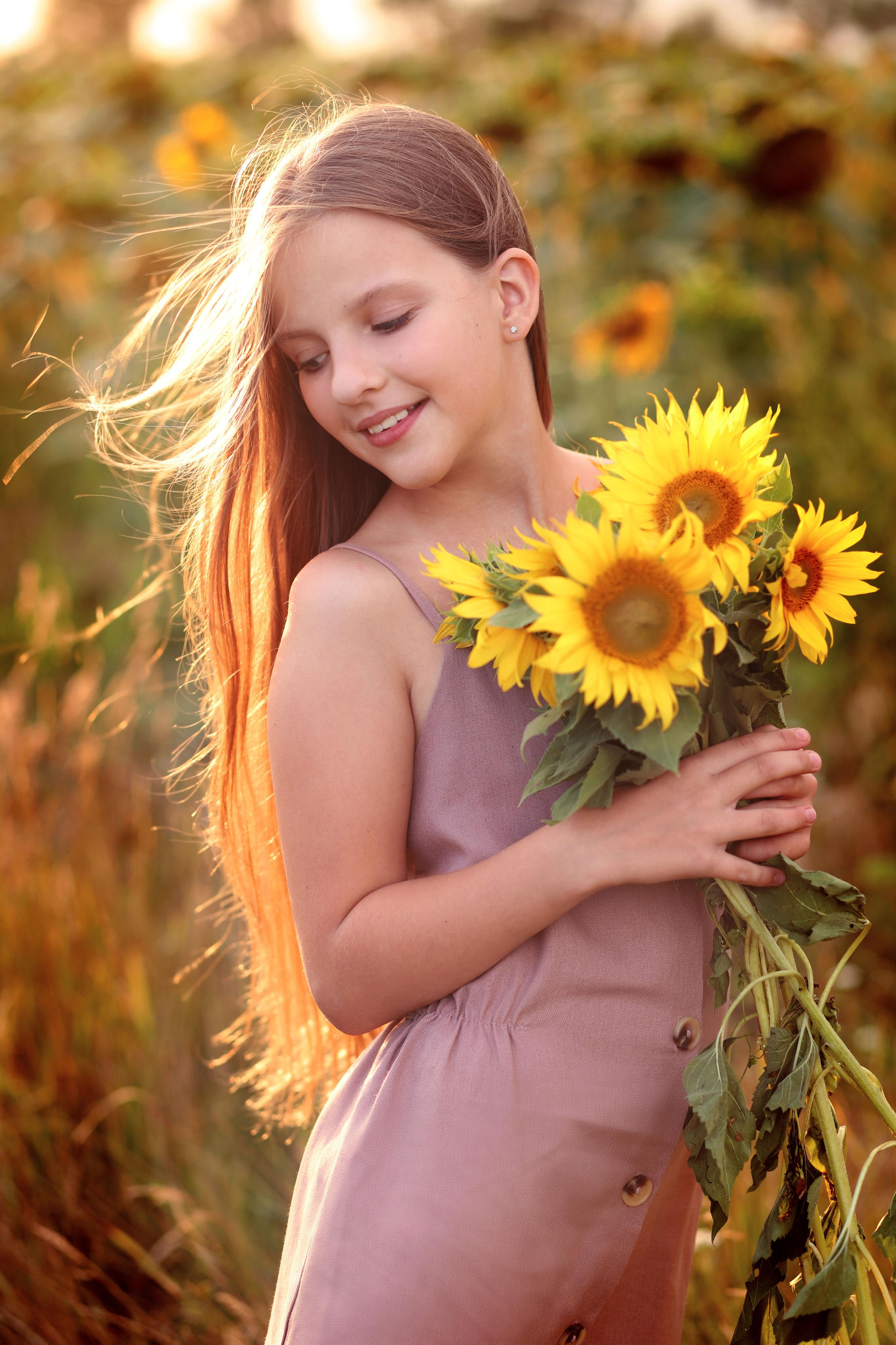 Фотосесія у соняшниках «Соняшниковий настрій». Сімейний та дитячий фотограф Київ, Ірпінь, Буча — Галина Пивоварова