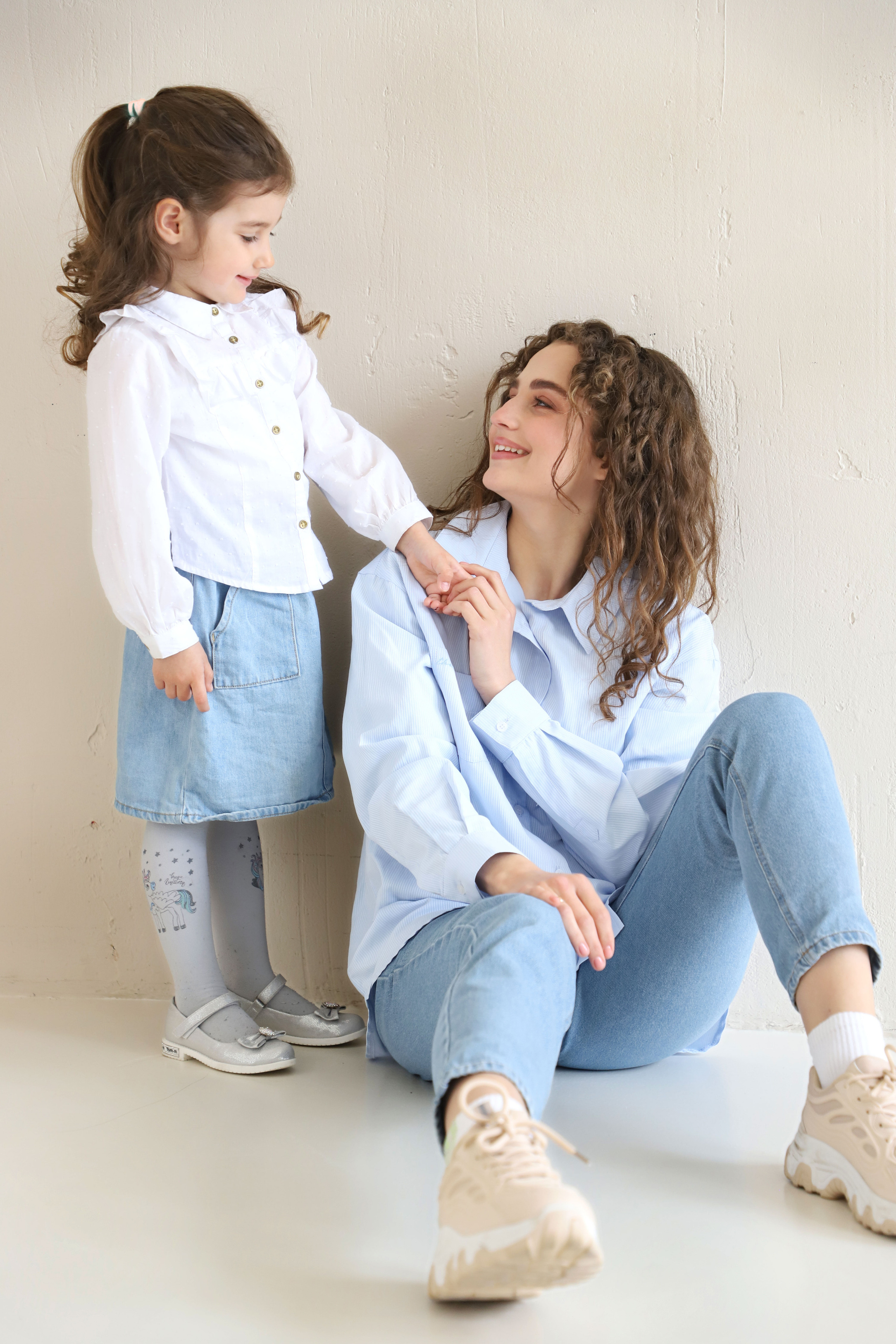 Сімейна фотозйомка «Дві мами, дві донечки». Сімейний та дитячий фотограф Київ, Ірпінь, Буча — Галина Пивоварова