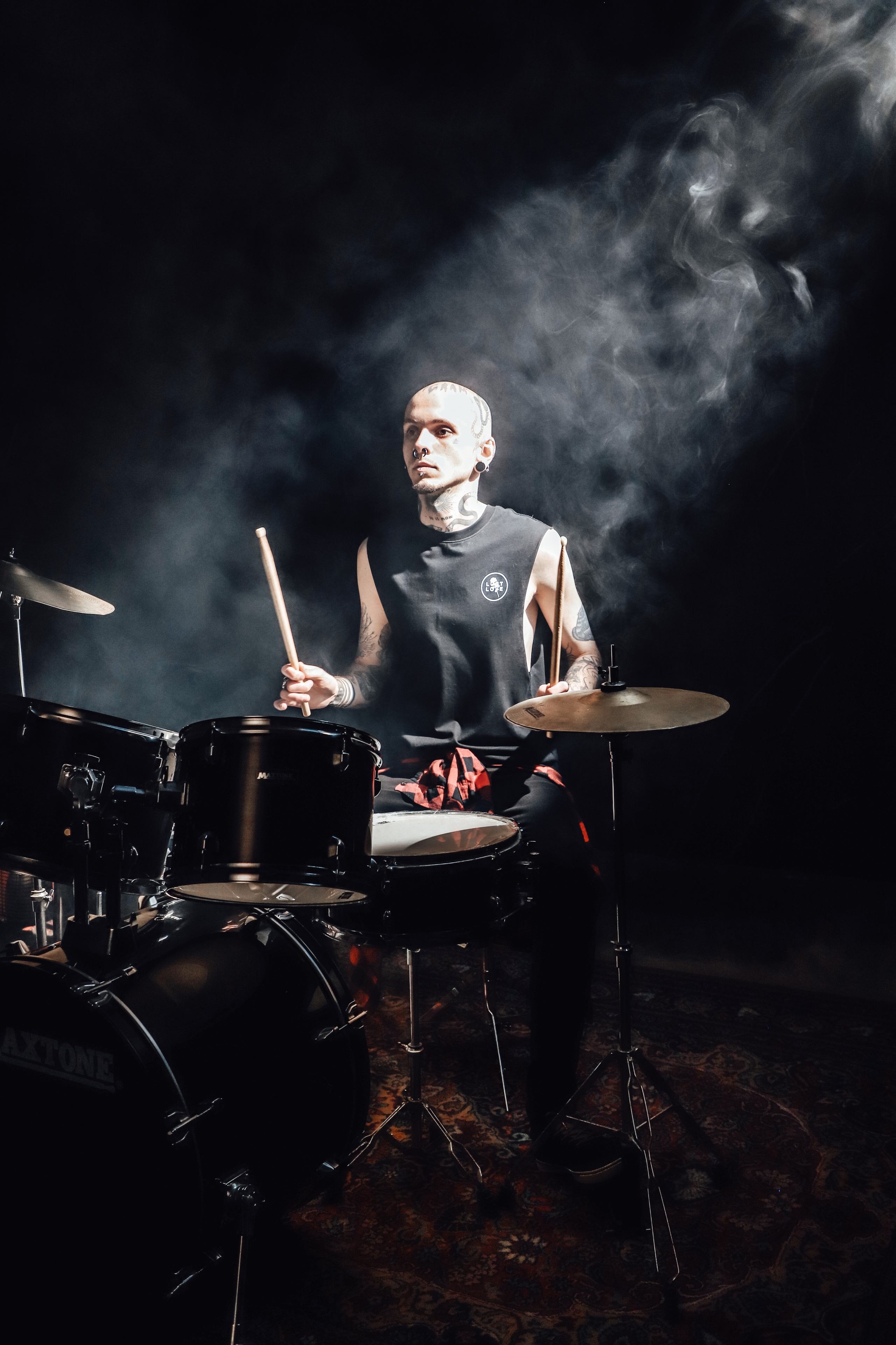 Фотосесія з барабанами «І музика може стати зброєю». Сімейний та дитячий фотограф Київ, Ірпінь, Буча — Галина Пивоварова