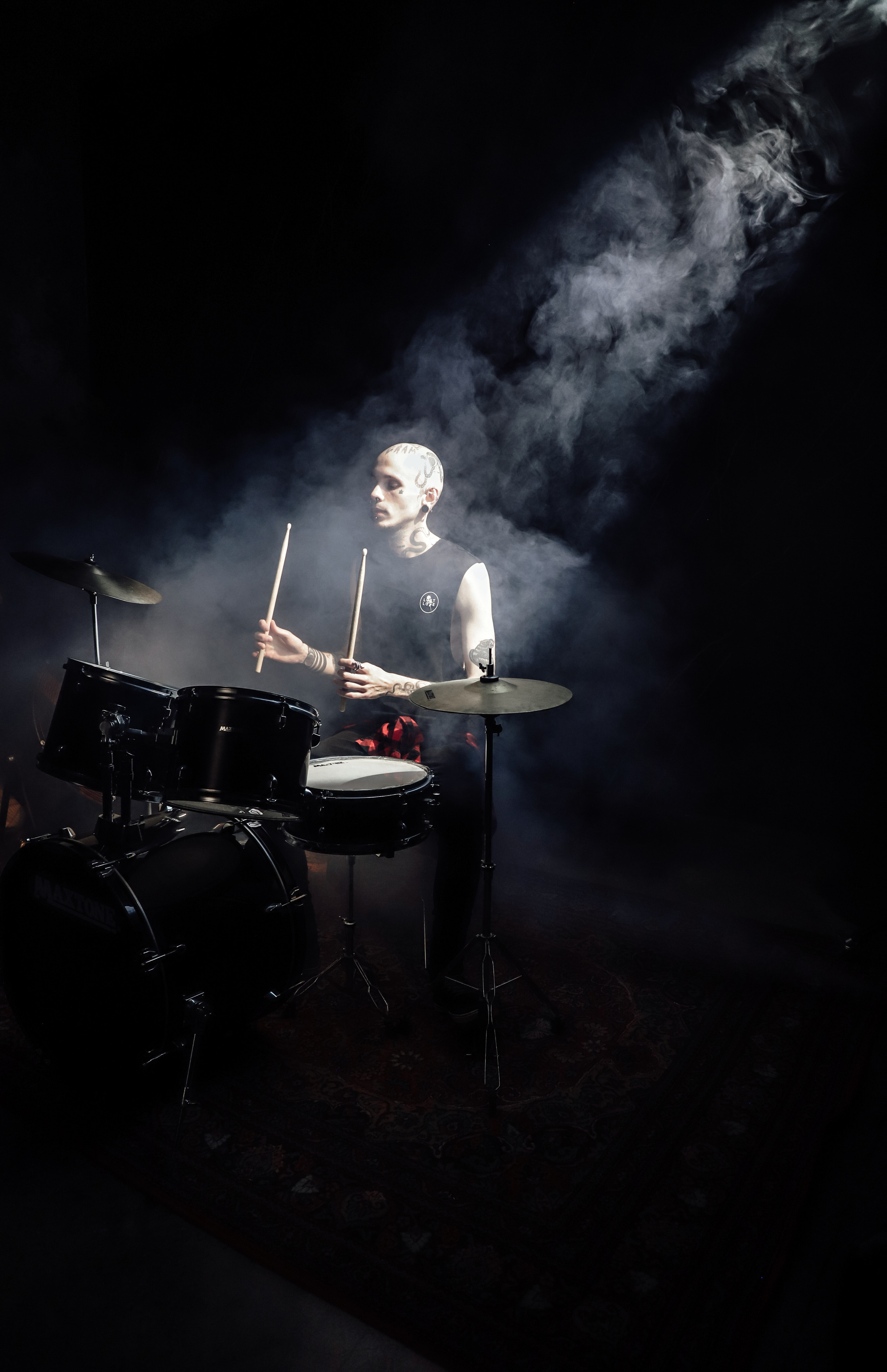 Фотосесія з барабанами «І музика може стати зброєю». Сімейний та дитячий фотограф Київ, Ірпінь, Буча — Галина Пивоварова