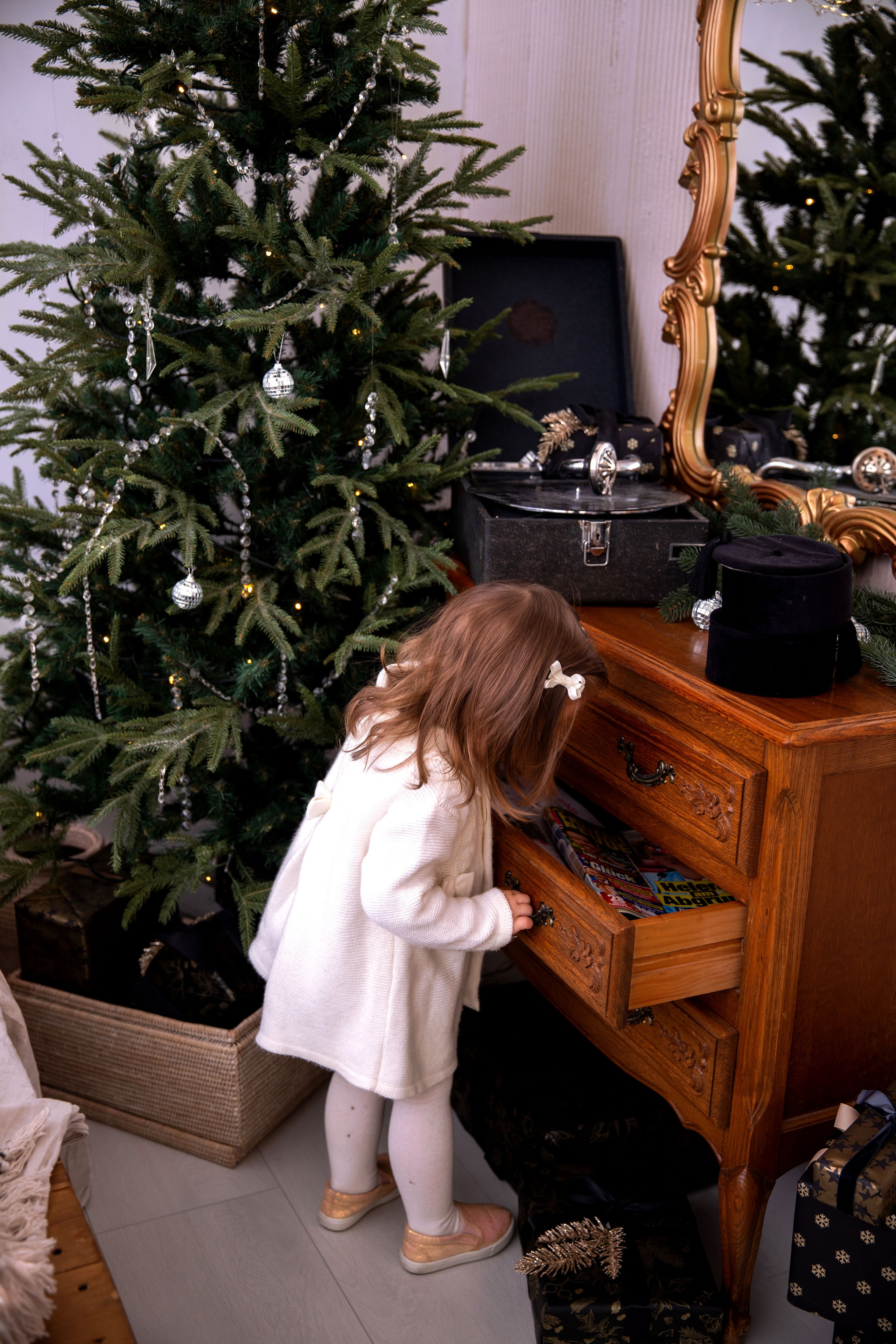 Дитяча новорічна фотосесія Марійки з мамою Яною. Сімейний та дитячий фотограф Київ, Ірпінь, Буча — Галина Пивоварова