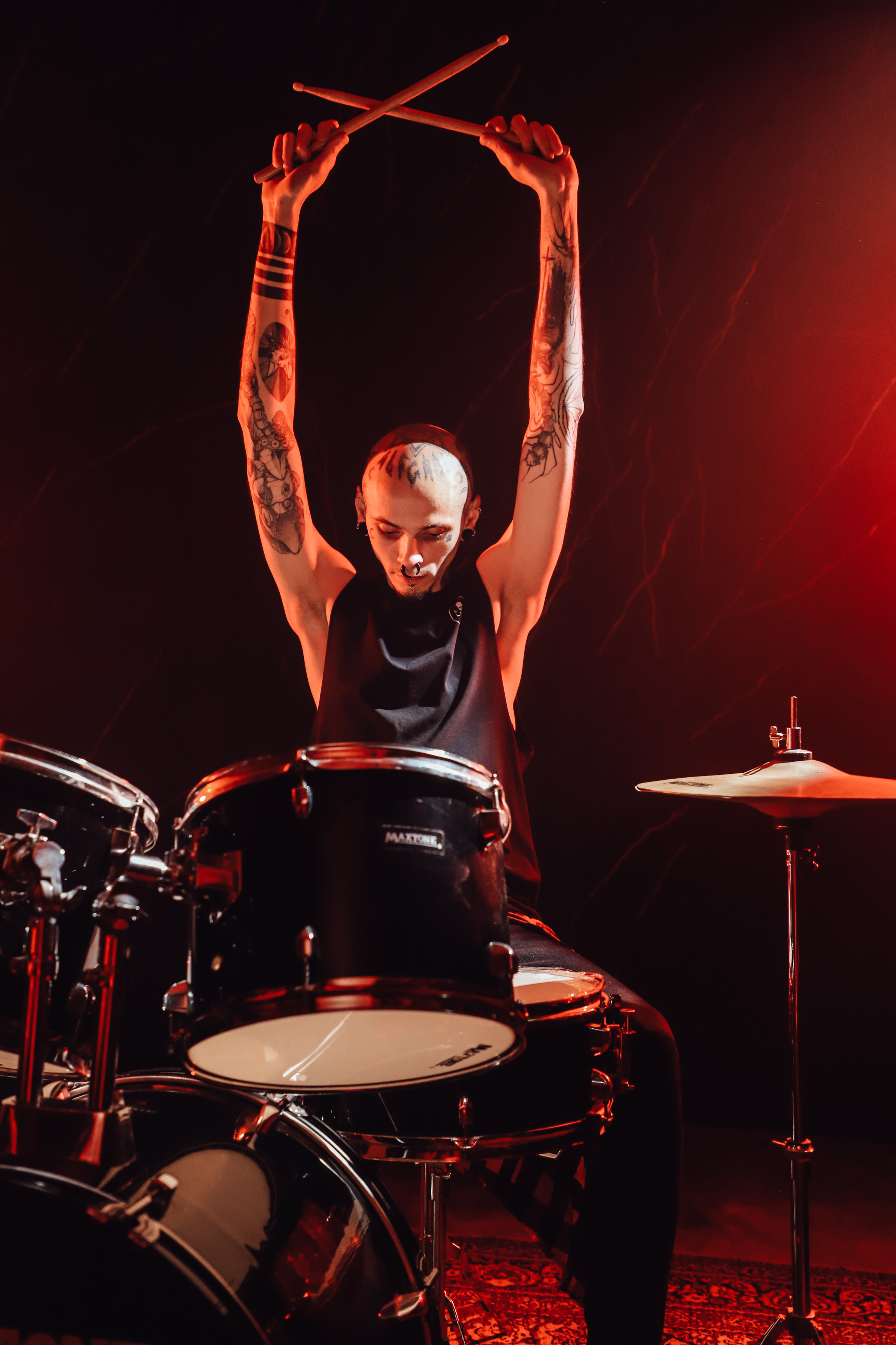 Фотосесія з барабанами «І музика може стати зброєю». Сімейний та дитячий фотограф Київ, Ірпінь, Буча — Галина Пивоварова