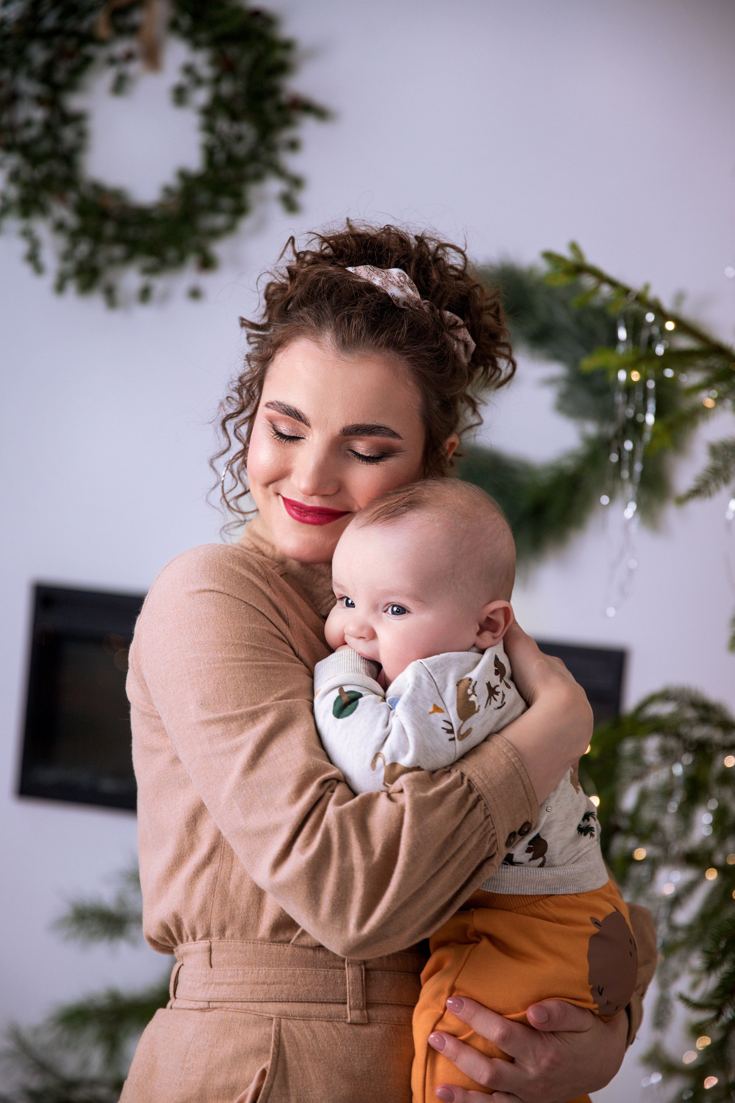 Новорічна сімейна зйомка Аліни та маленького Енея. Сімейний та дитячий фотограф Київ, Ірпінь, Буча — Галина Пивоварова