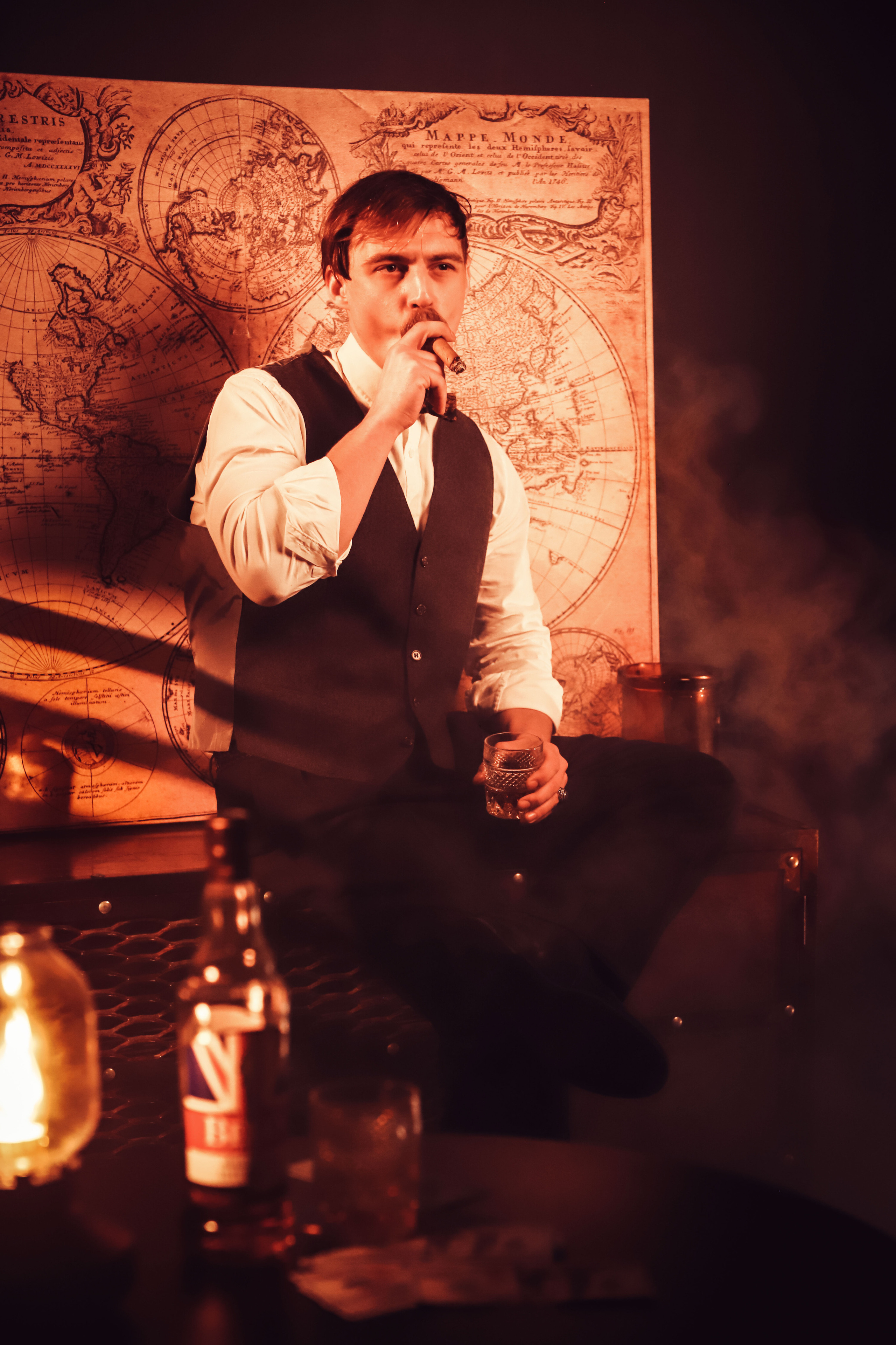 Чоловіча фотозйомка «Гострі картузи». Сімейний та дитячий фотограф Київ, Ірпінь, Буча — Галина Пивоварова