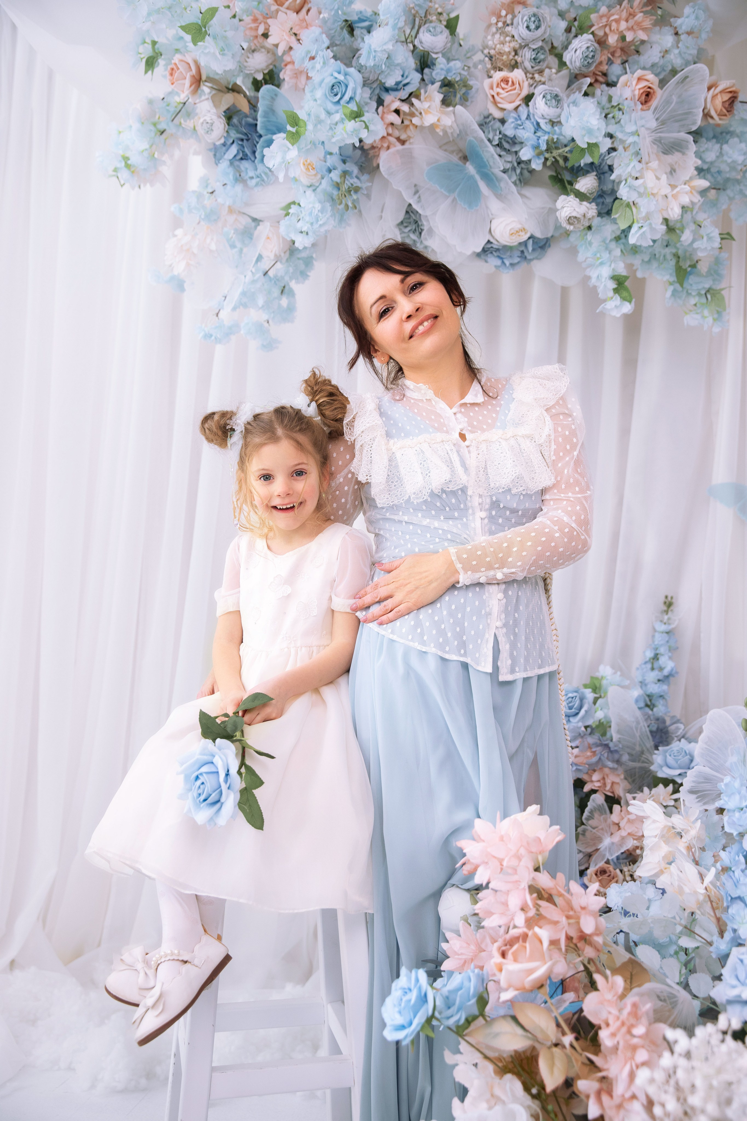 Ніжна весняна фотозйомка з Даринкою. Сімейний та дитячий фотограф Київ, Ірпінь, Буча — Галина Пивоварова