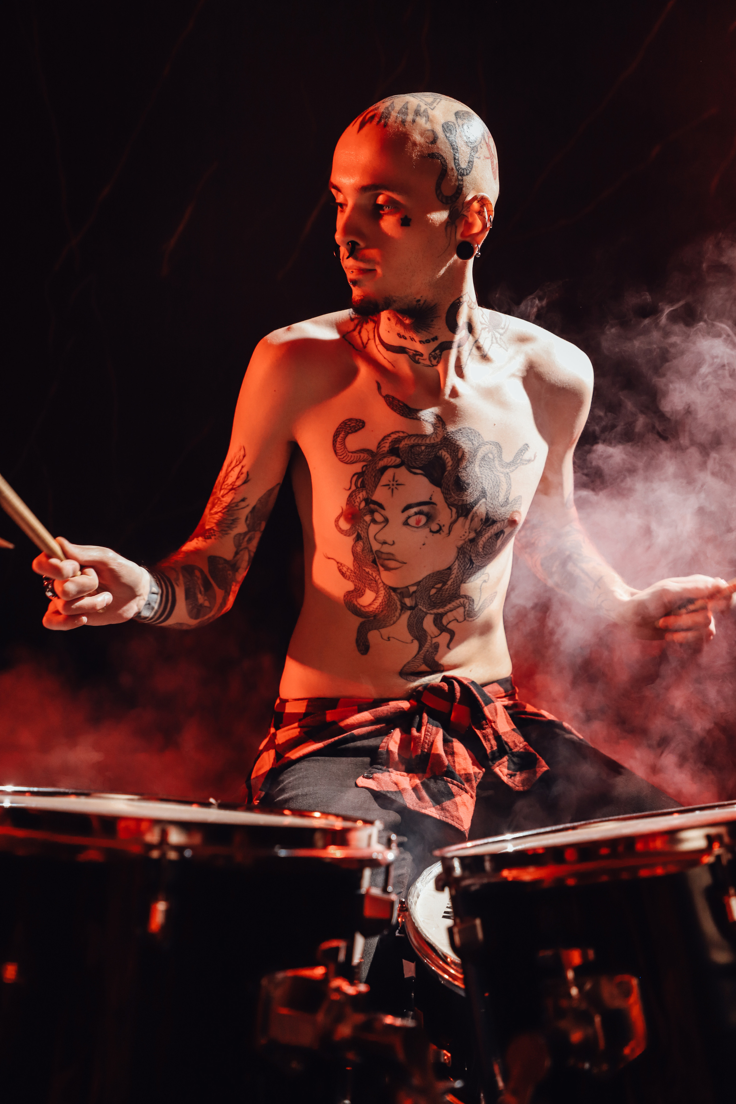 Фотосесія з барабанами «І музика може стати зброєю». Сімейний та дитячий фотограф Київ, Ірпінь, Буча — Галина Пивоварова