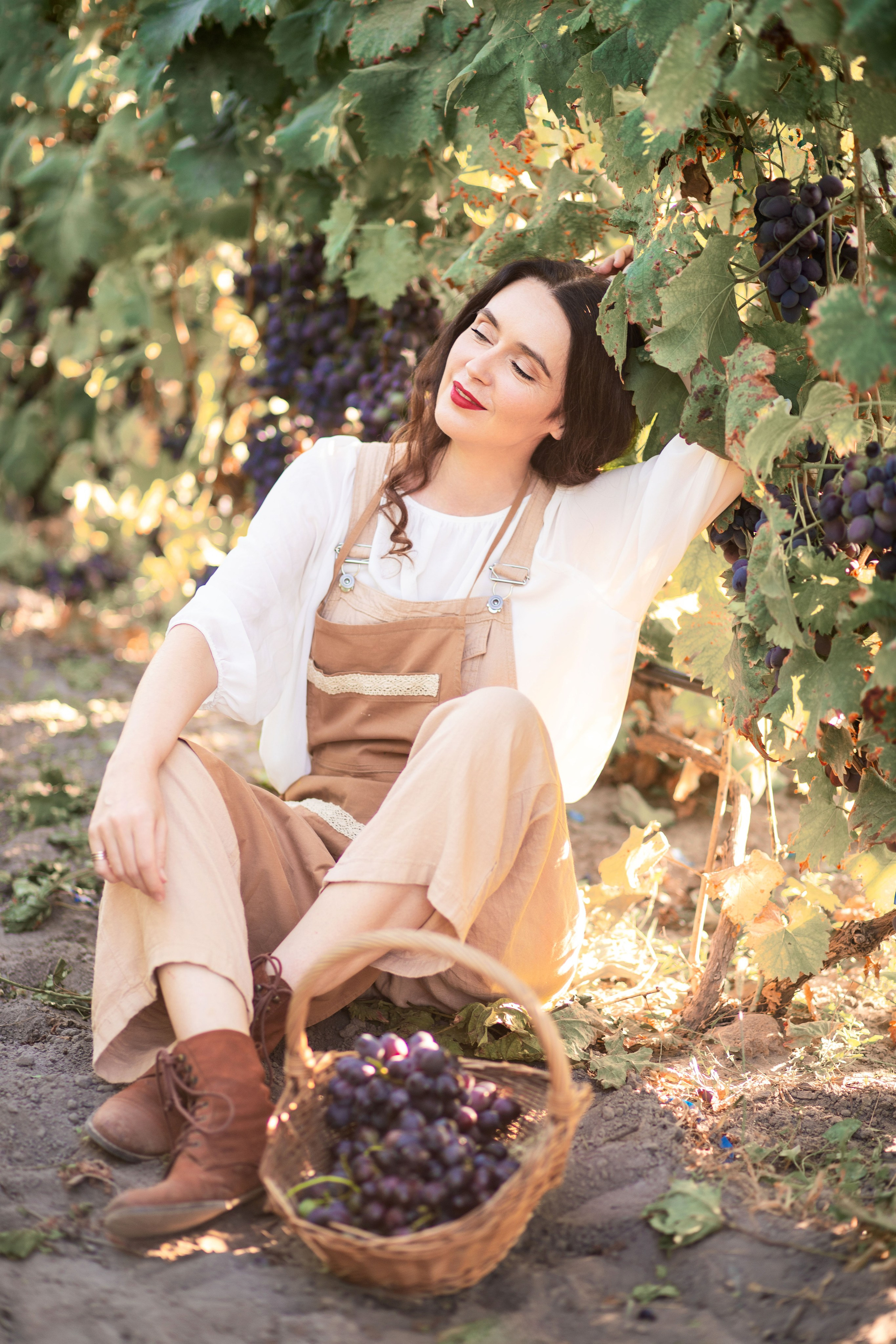 Фотозйомка в винограднику з Тетяною. Сімейний та дитячий фотограф Київ, Ірпінь, Буча — Галина Пивоварова