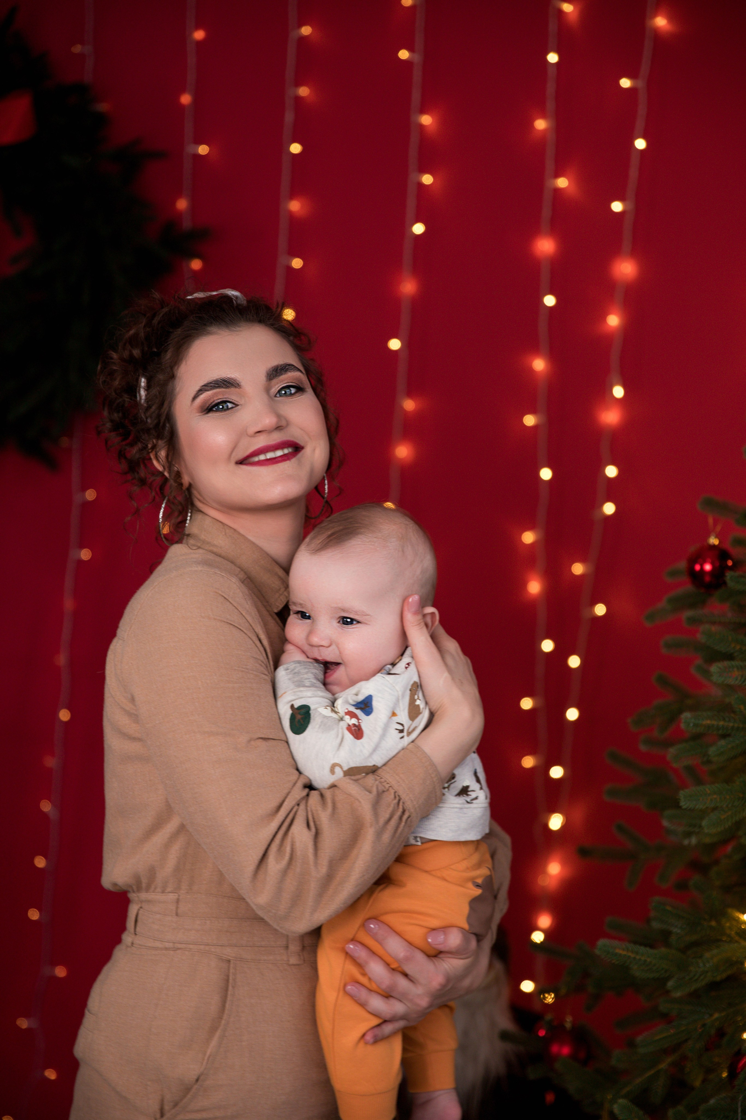 Новорічна сімейна зйомка Аліни та маленького Енея. Сімейний та дитячий фотограф Київ, Ірпінь, Буча — Галина Пивоварова