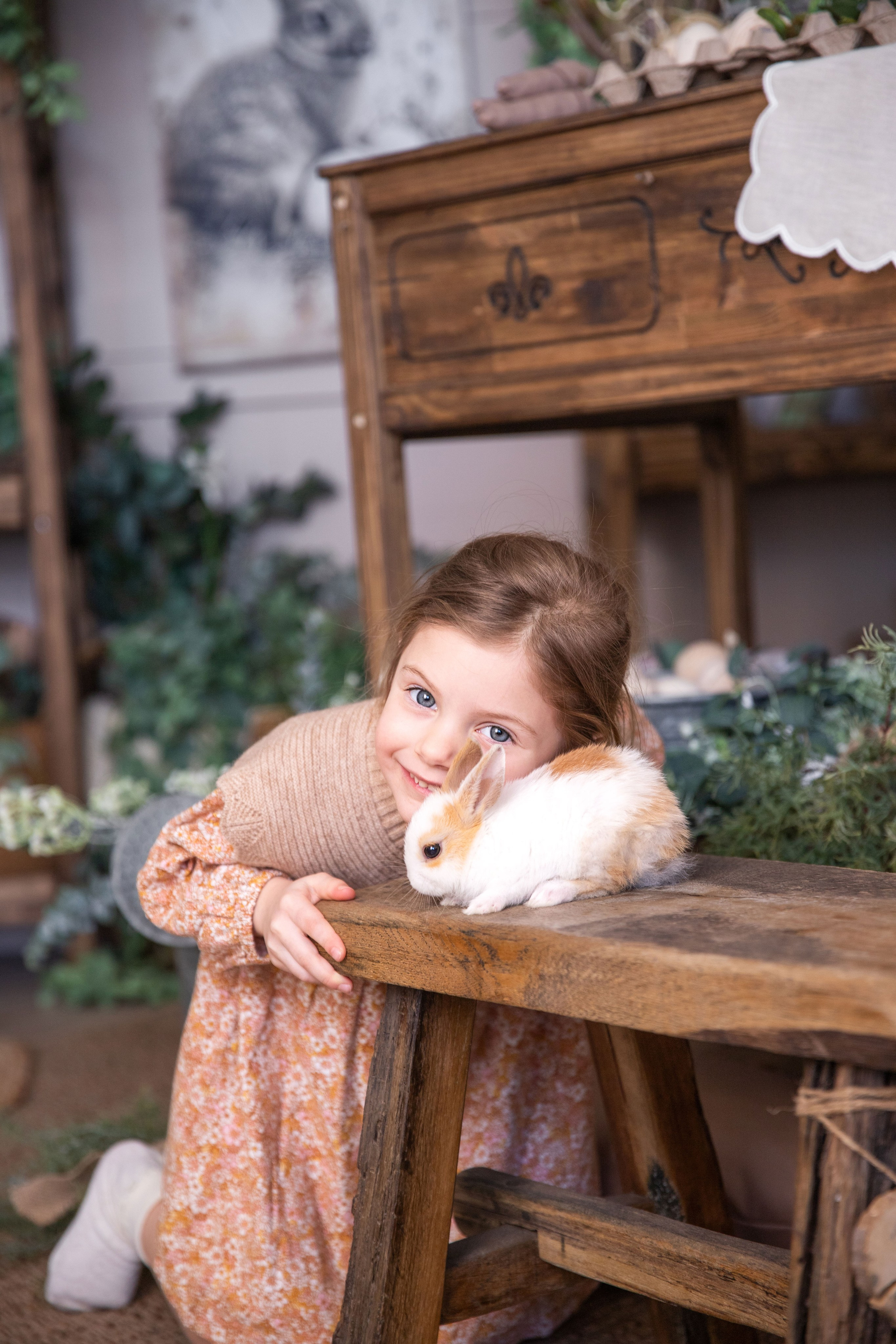 Дитяча пасхальна фотозйомка з кроликом. Сімейний та дитячий фотограф Київ, Ірпінь, Буча — Галина Пивоварова