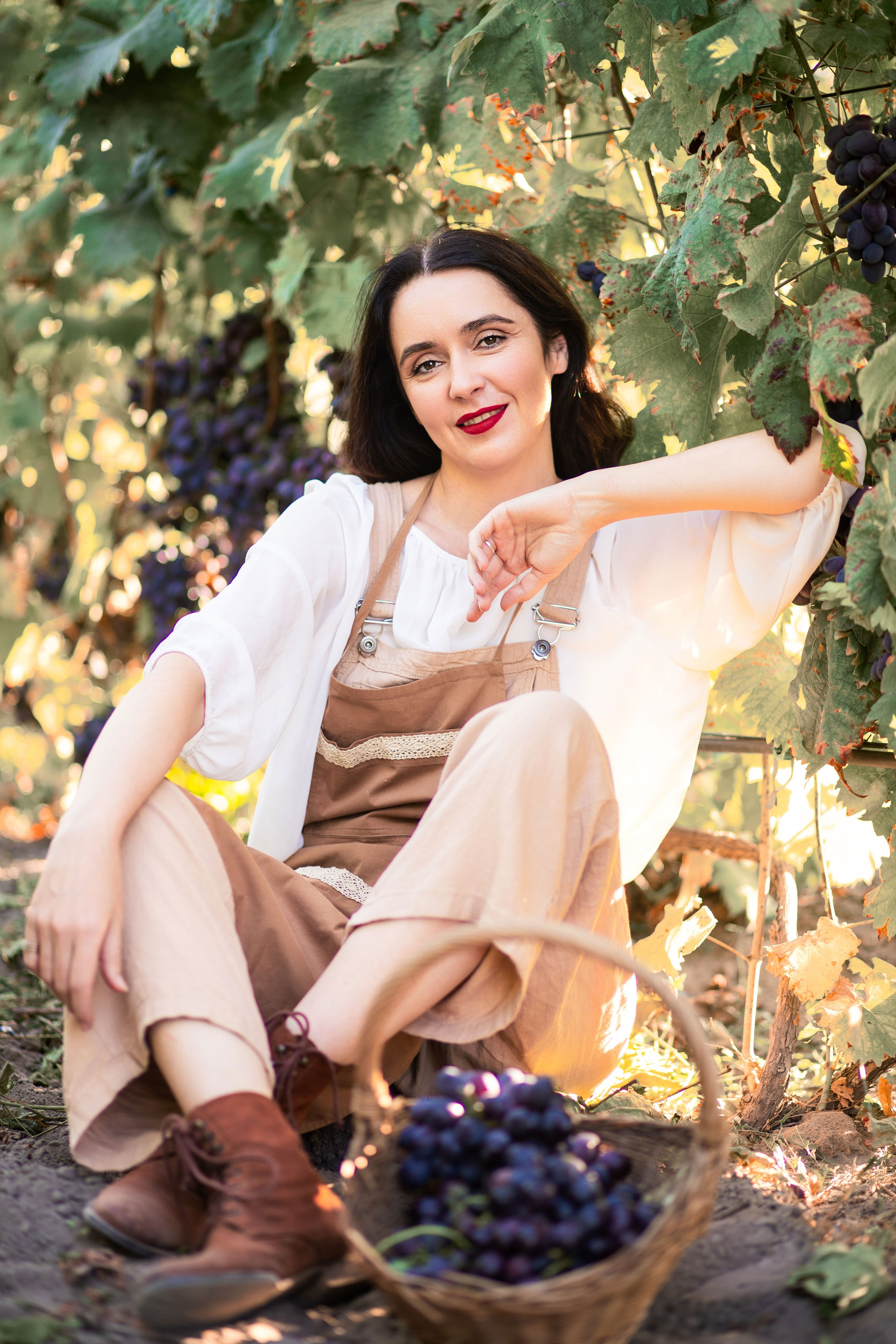 Фотозйомка в винограднику з Тетяною. Сімейний та дитячий фотограф Київ, Ірпінь, Буча — Галина Пивоварова