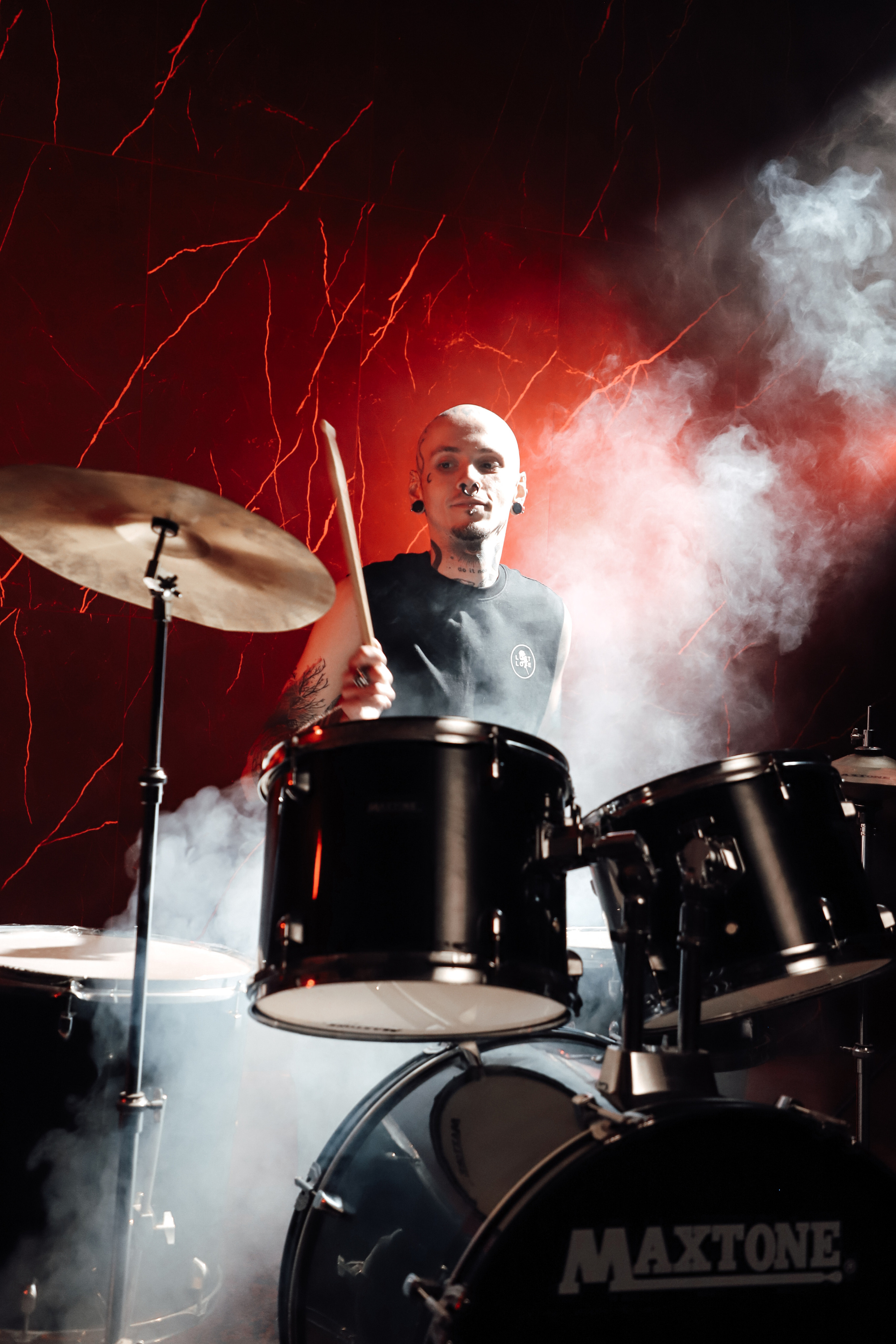 Фотосесія з барабанами «І музика може стати зброєю». Сімейний та дитячий фотограф Київ, Ірпінь, Буча — Галина Пивоварова