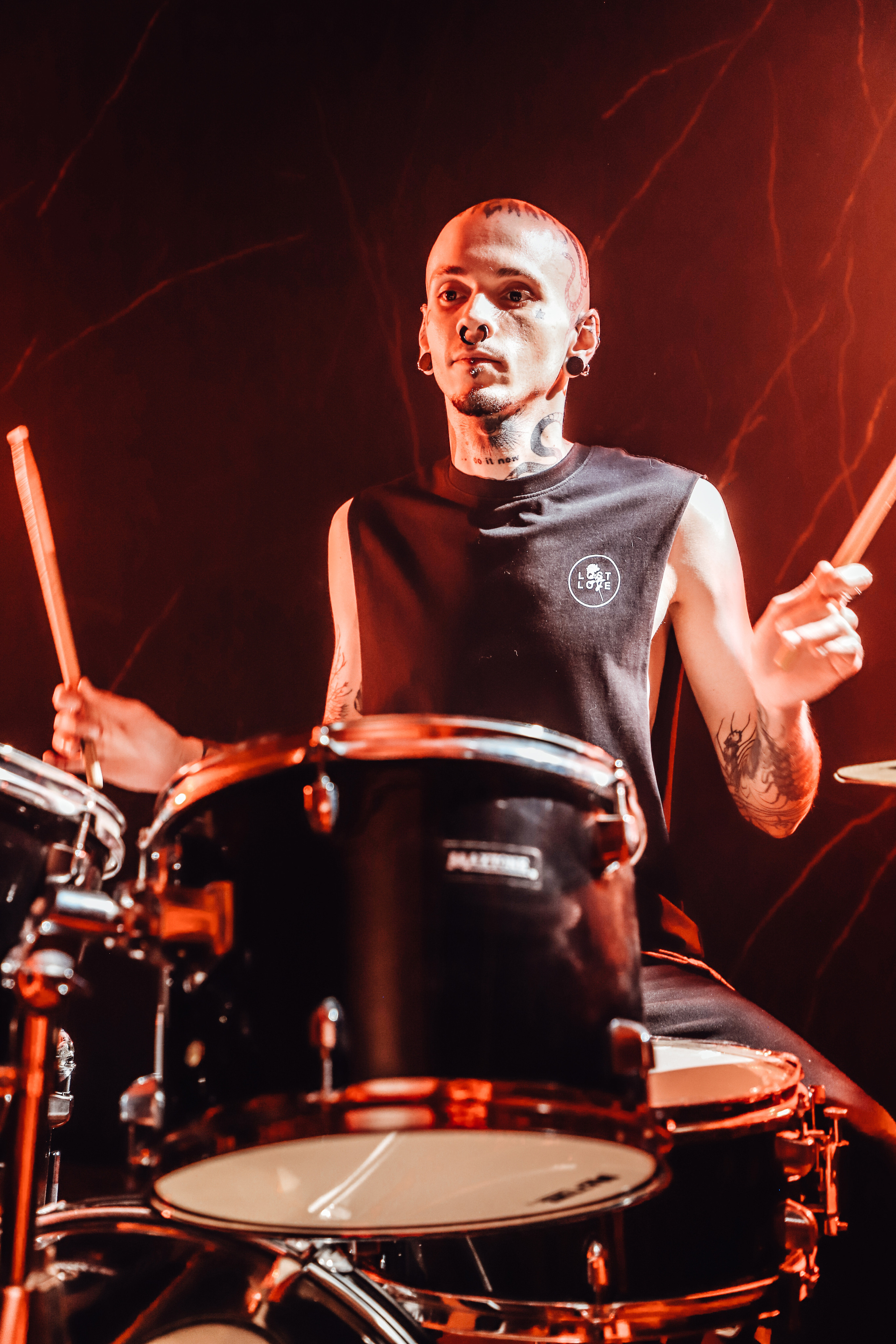 Фотосесія з барабанами «І музика може стати зброєю». Сімейний та дитячий фотограф Київ, Ірпінь, Буча — Галина Пивоварова