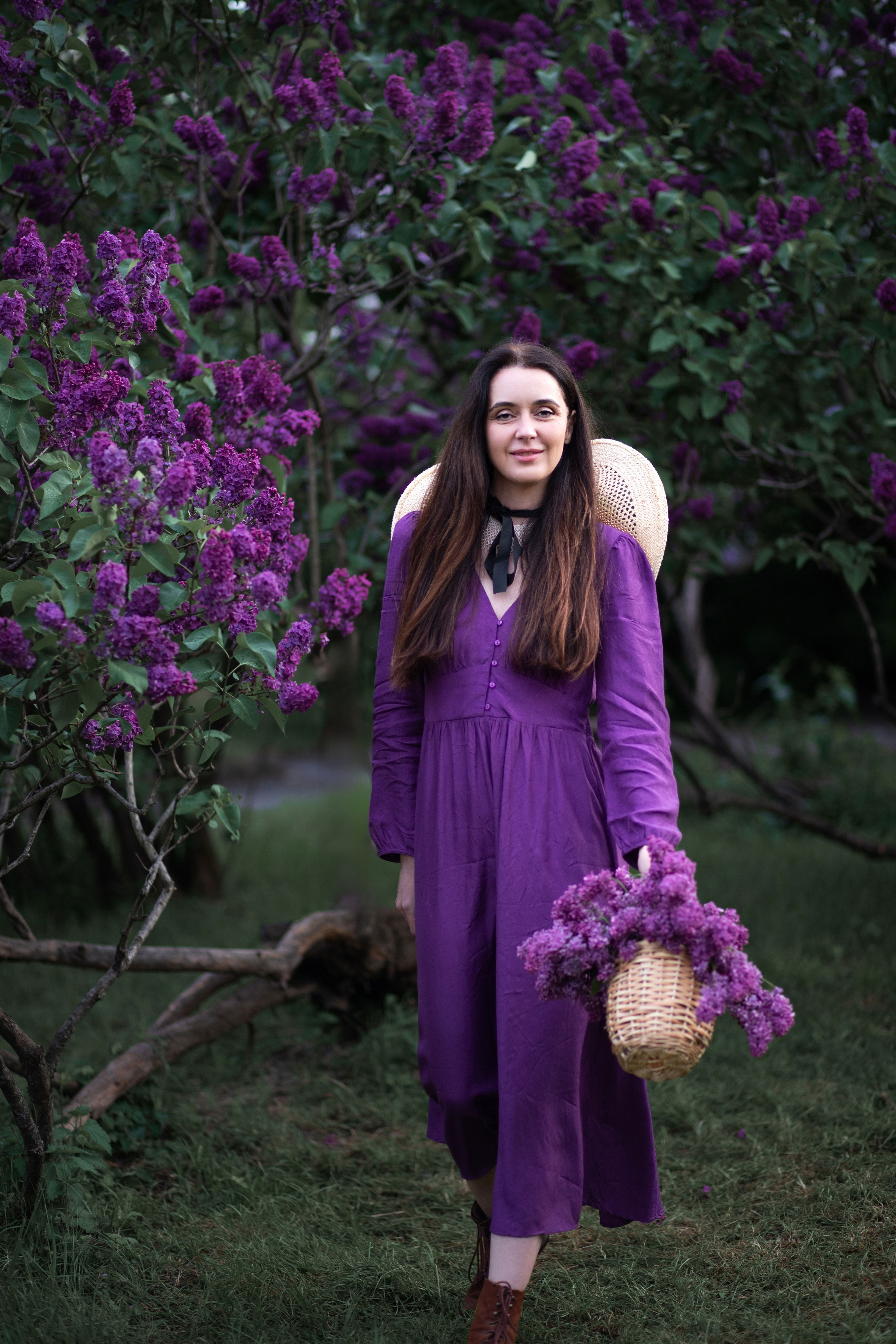 Бузкова фотопрогулянка з Танею. Сімейний та дитячий фотограф Київ, Ірпінь, Буча — Галина Пивоварова