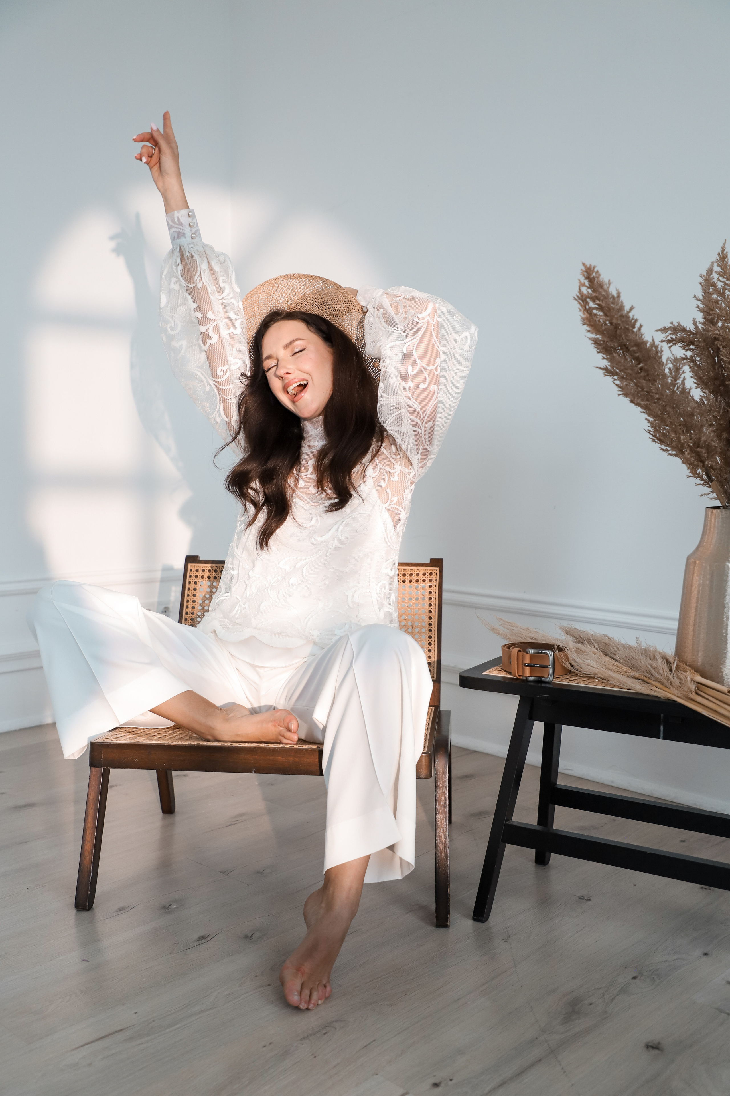 Жіноча фотосесія з Дарією «Нжність». Сімейний та дитячий фотограф Київ, Ірпінь, Буча — Галина Пивоварова