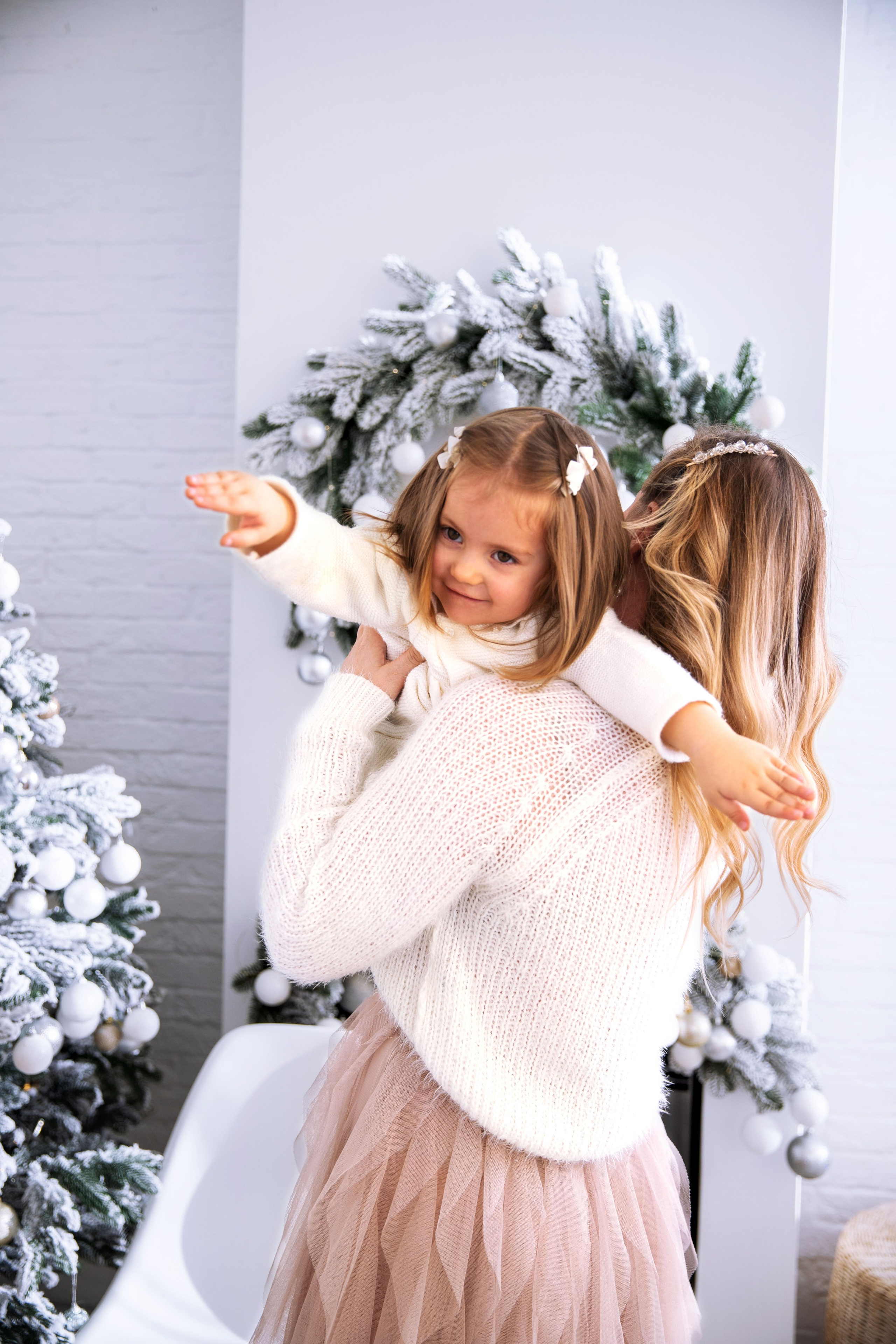 Новорічна фотозйомка з Яною. Сімейний та дитячий фотограф Київ, Ірпінь, Буча — Галина Пивоварова