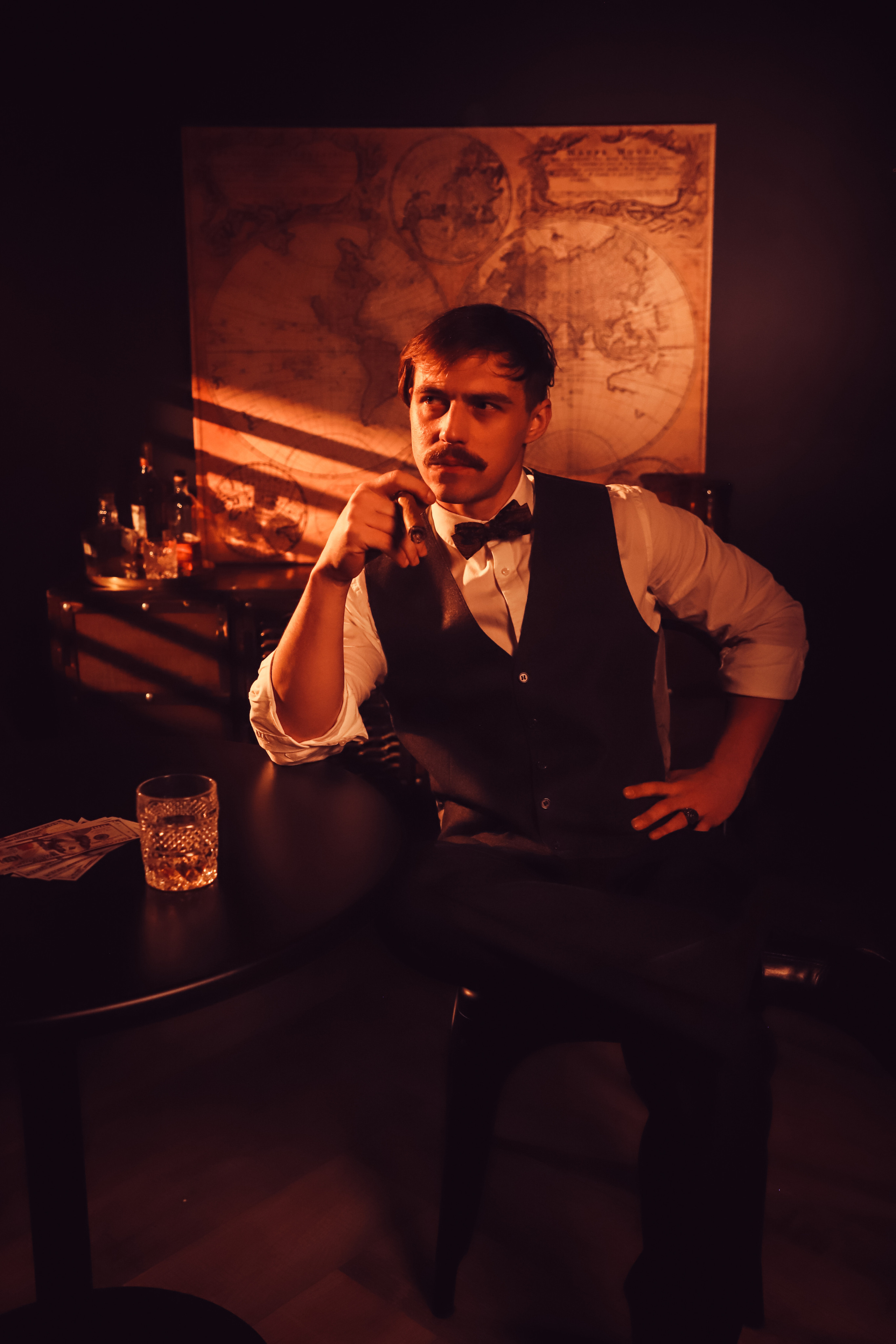 Чоловіча фотозйомка «Гострі картузи». Сімейний та дитячий фотограф Київ, Ірпінь, Буча — Галина Пивоварова