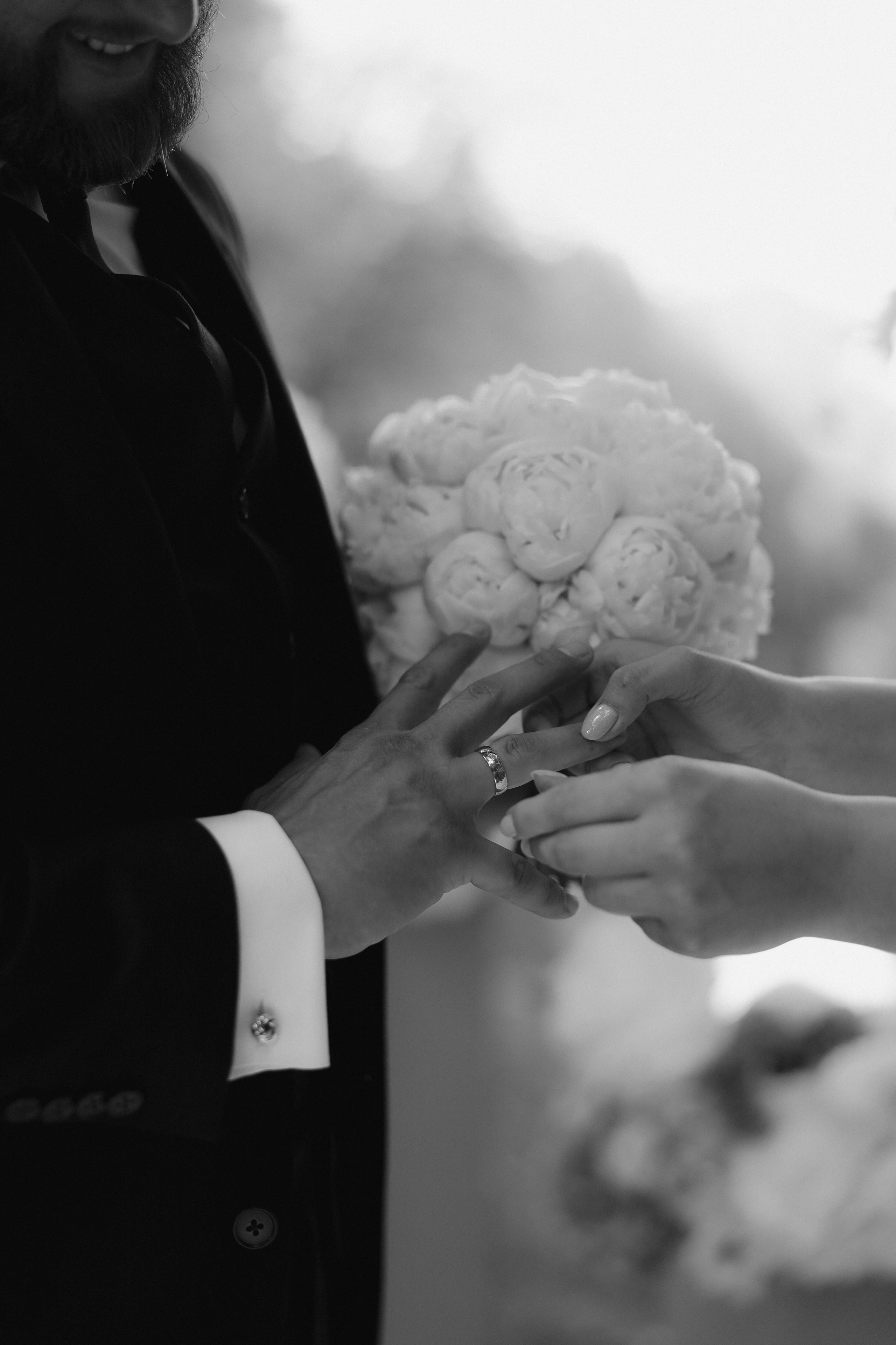 August 2025 — Róza & Nikolay Chateau Třebešice. Wedding & love story photographer Prague, Europe Elizaveta Gritsenko