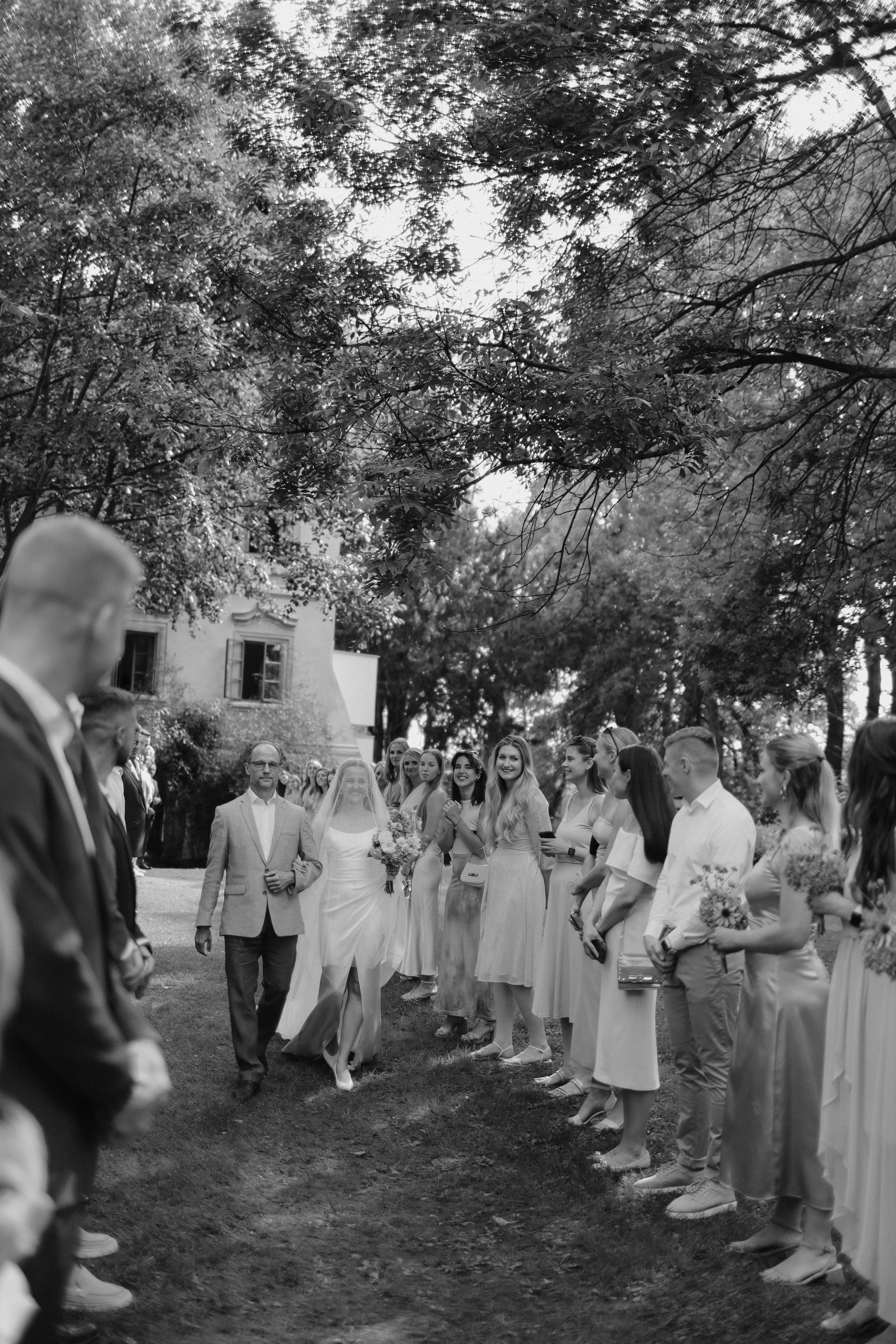 August 2024 — Anastasia & Matouš Chateau Trebesice. Свадебный, лав стори фотограф в Праге, Европе Елизавета Гриценко