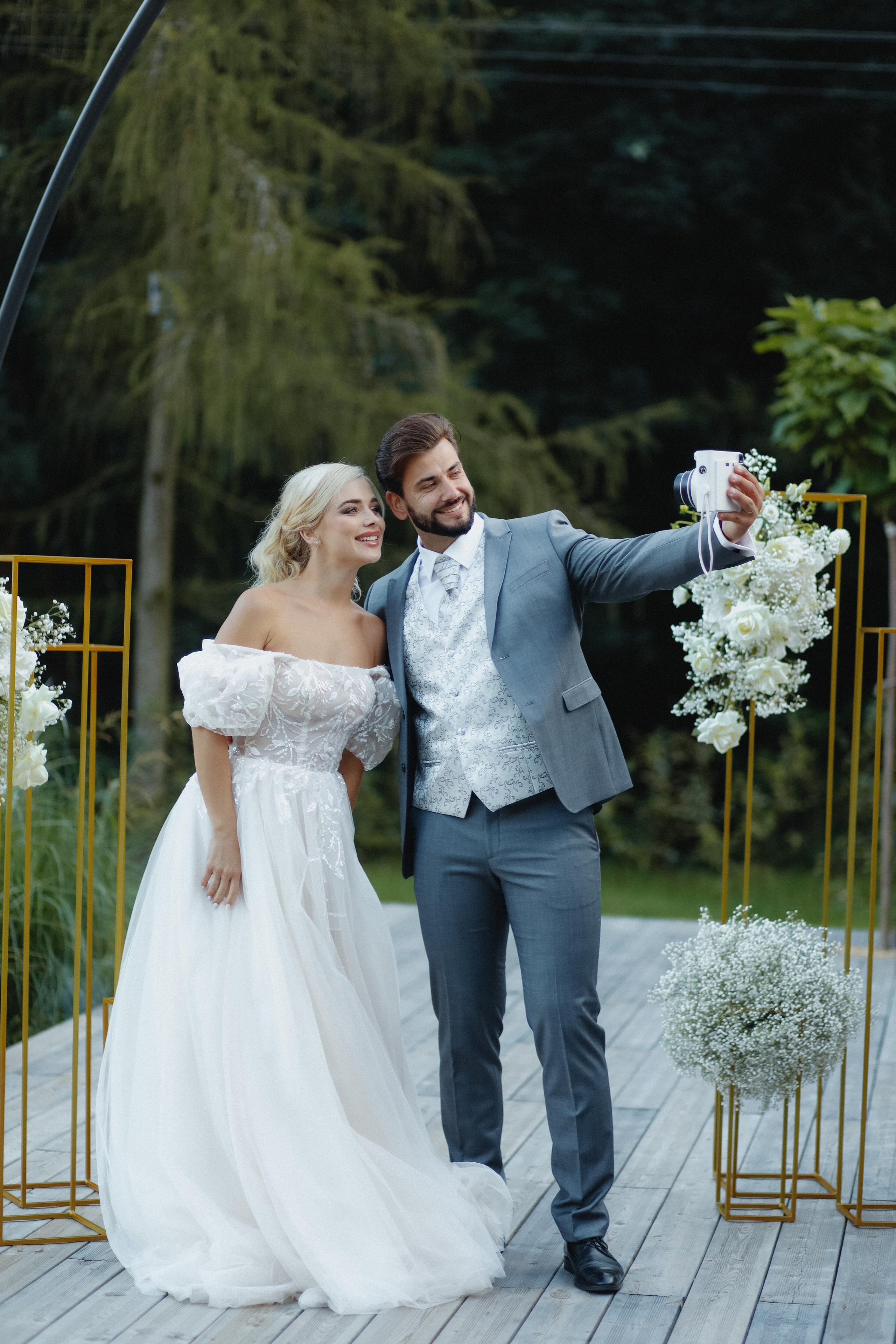 September 2023 — wedding Hrad Kunzov. Свадебный, лав стори фотограф в Праге, Европе Елизавета Гриценко