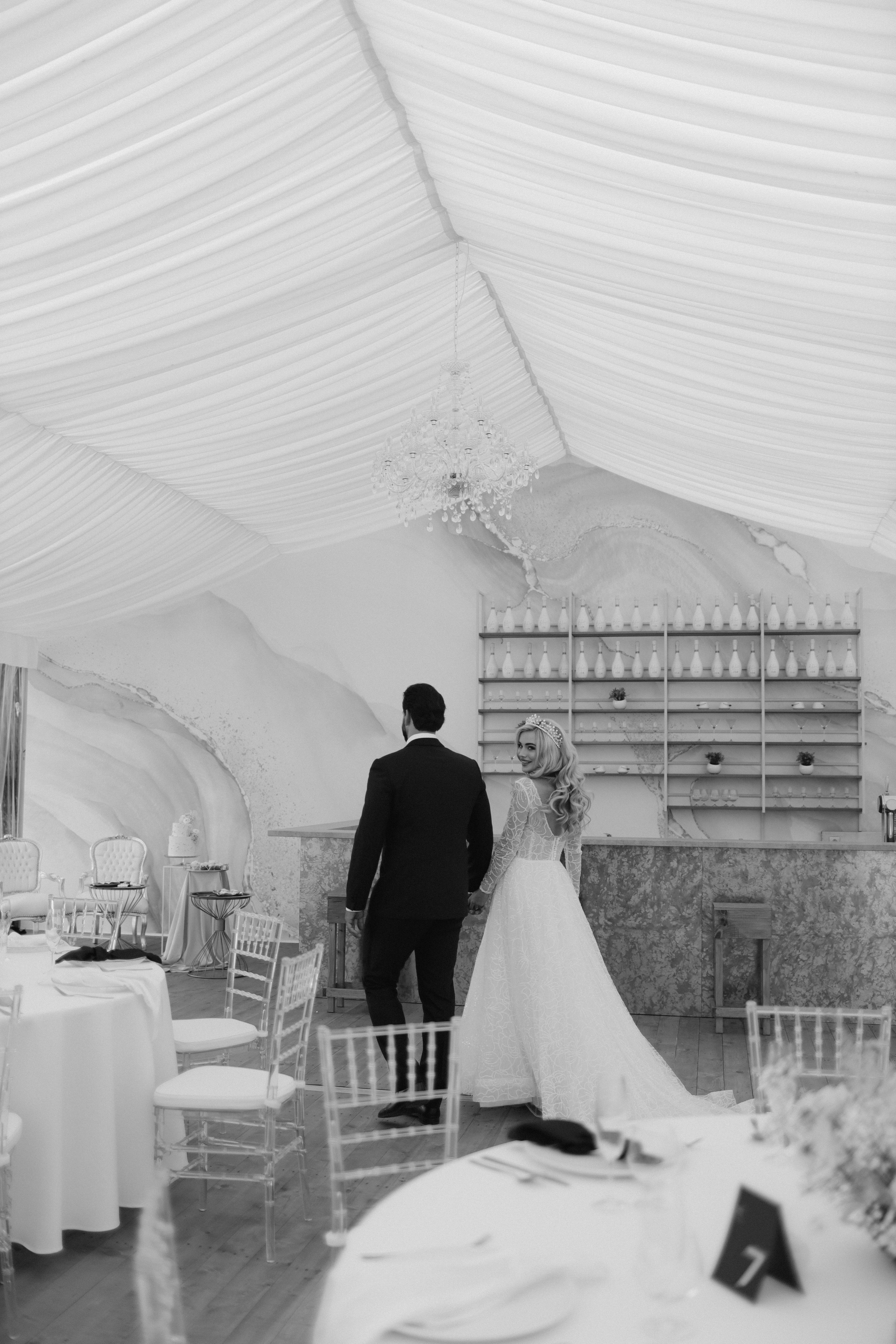 September 2023 — wedding Hrad Kunzov. Свадебный, лав стори фотограф в Праге, Европе Елизавета Гриценко