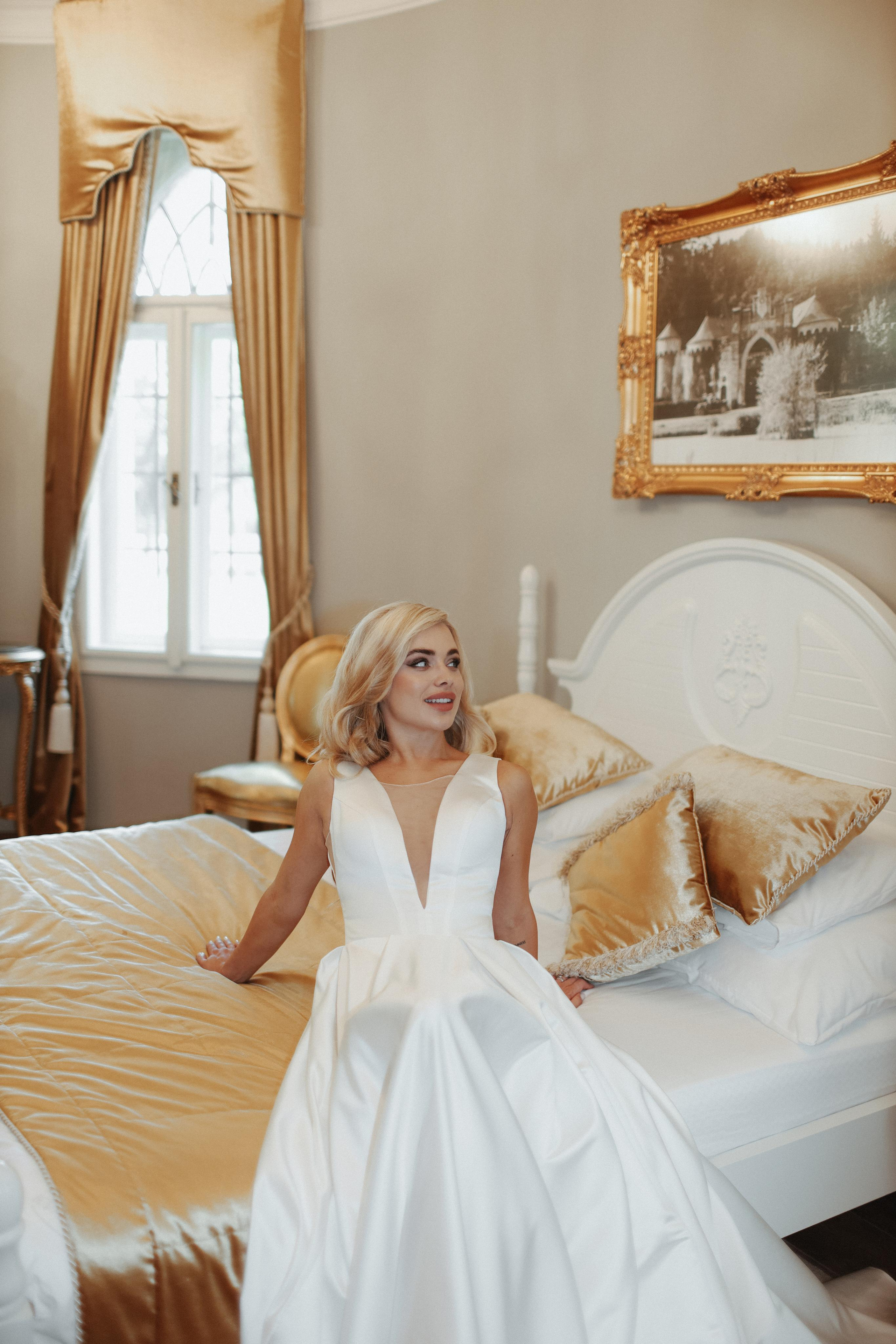 September 2023 — wedding Hrad Kunzov. Свадебный, лав стори фотограф в Праге, Европе Елизавета Гриценко