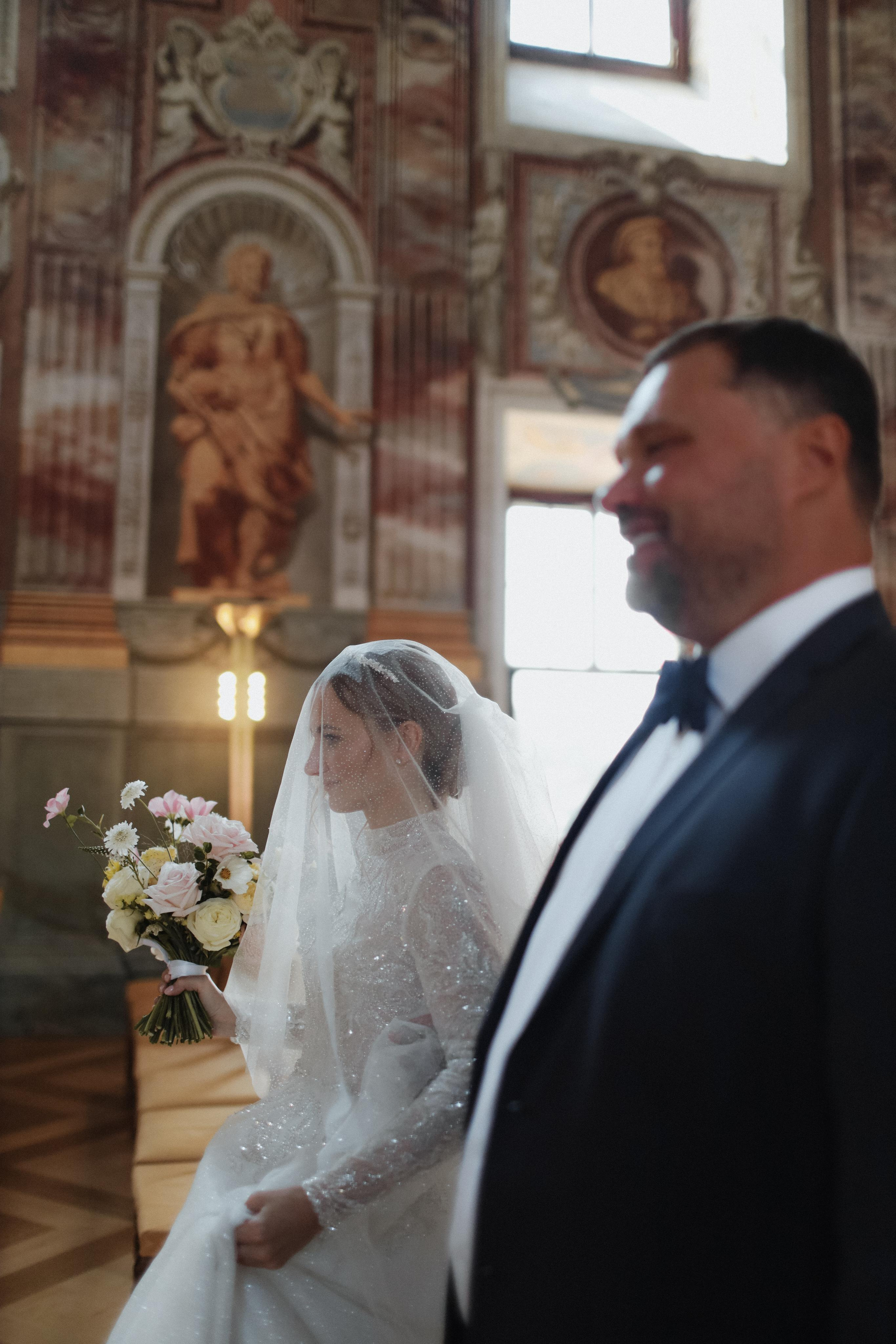 August 2023 — Elizabeth & Evgeniy. Wedding & love story photographer Prague, Europe Elizaveta Gritsenko