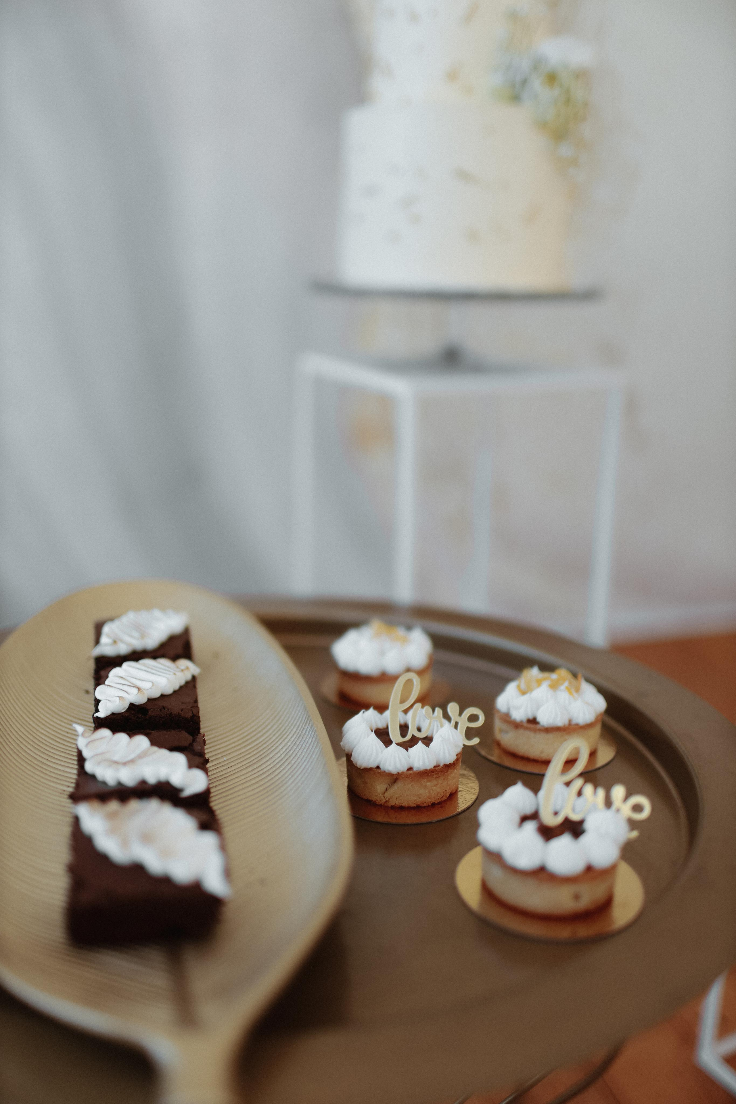 September 2023 — wedding Hrad Kunzov. Свадебный, лав стори фотограф в Праге, Европе Елизавета Гриценко