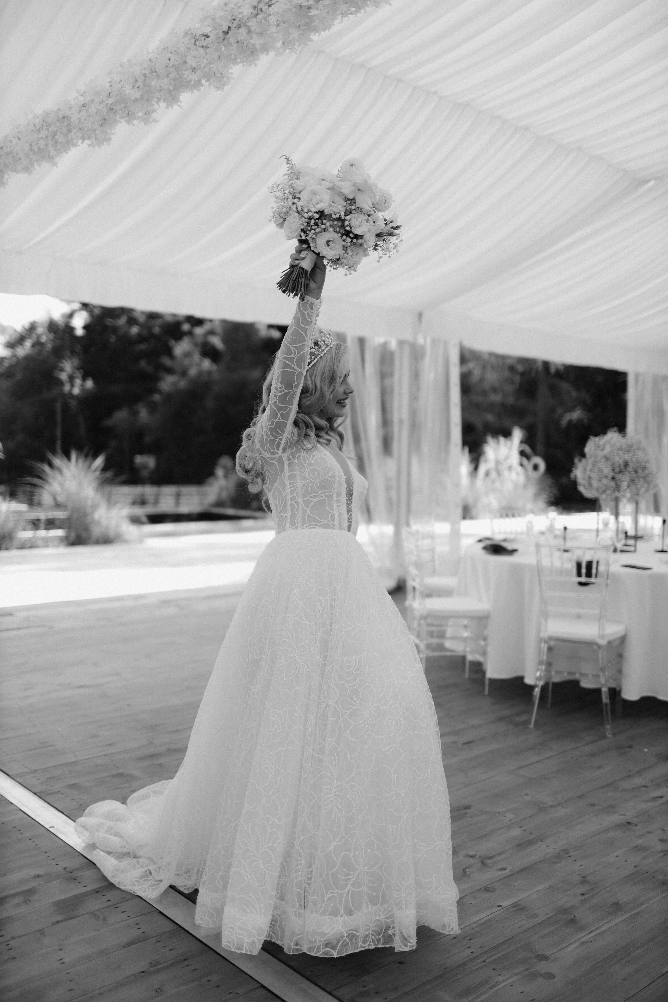 September 2023 — wedding Hrad Kunzov. Свадебный, лав стори фотограф в Праге, Европе Елизавета Гриценко