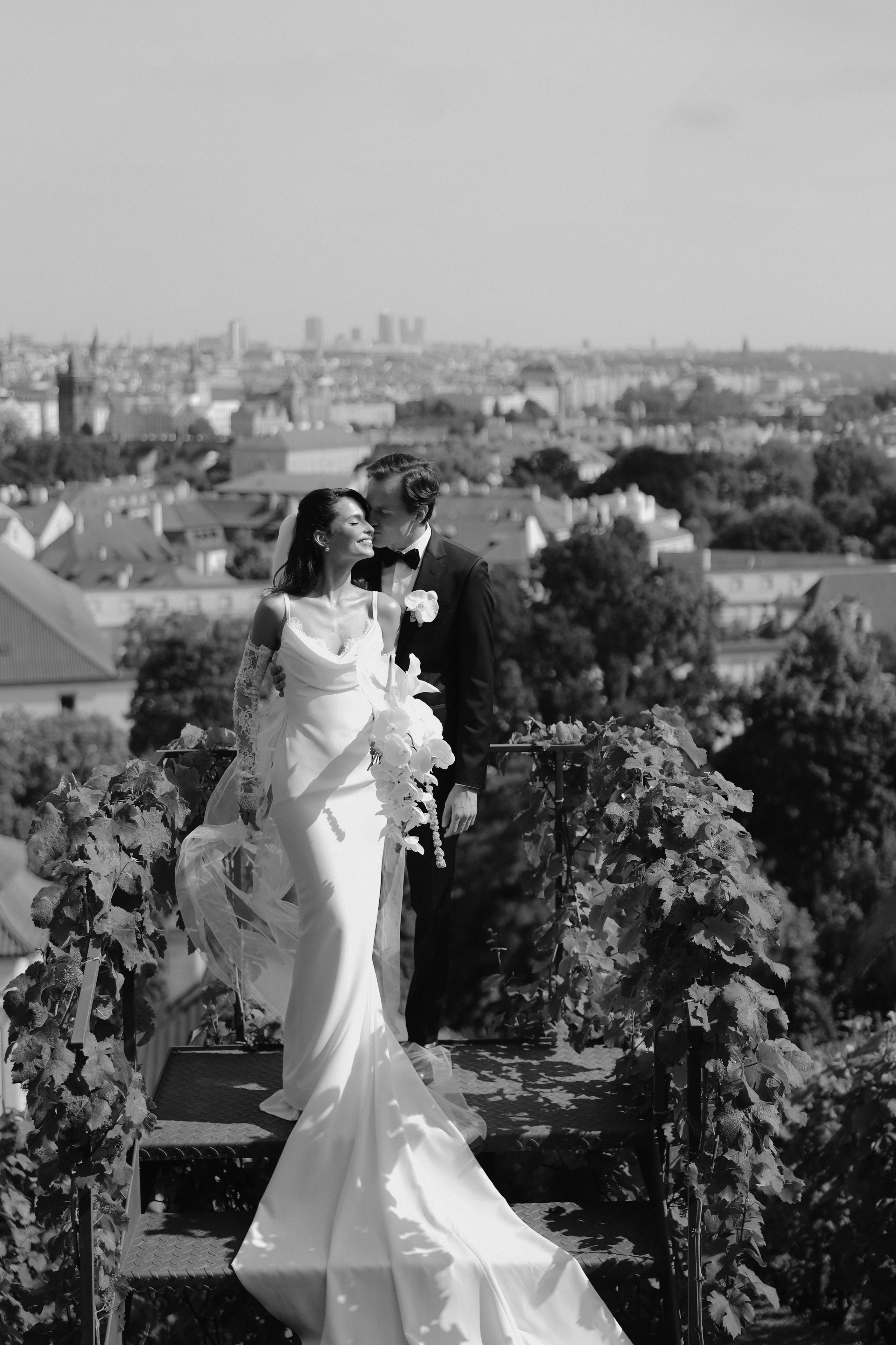 Anna & Stas June 2025 Villa Richter, Prague. Свадебный, лав стори фотограф в Праге, Европе Елизавета Гриценко