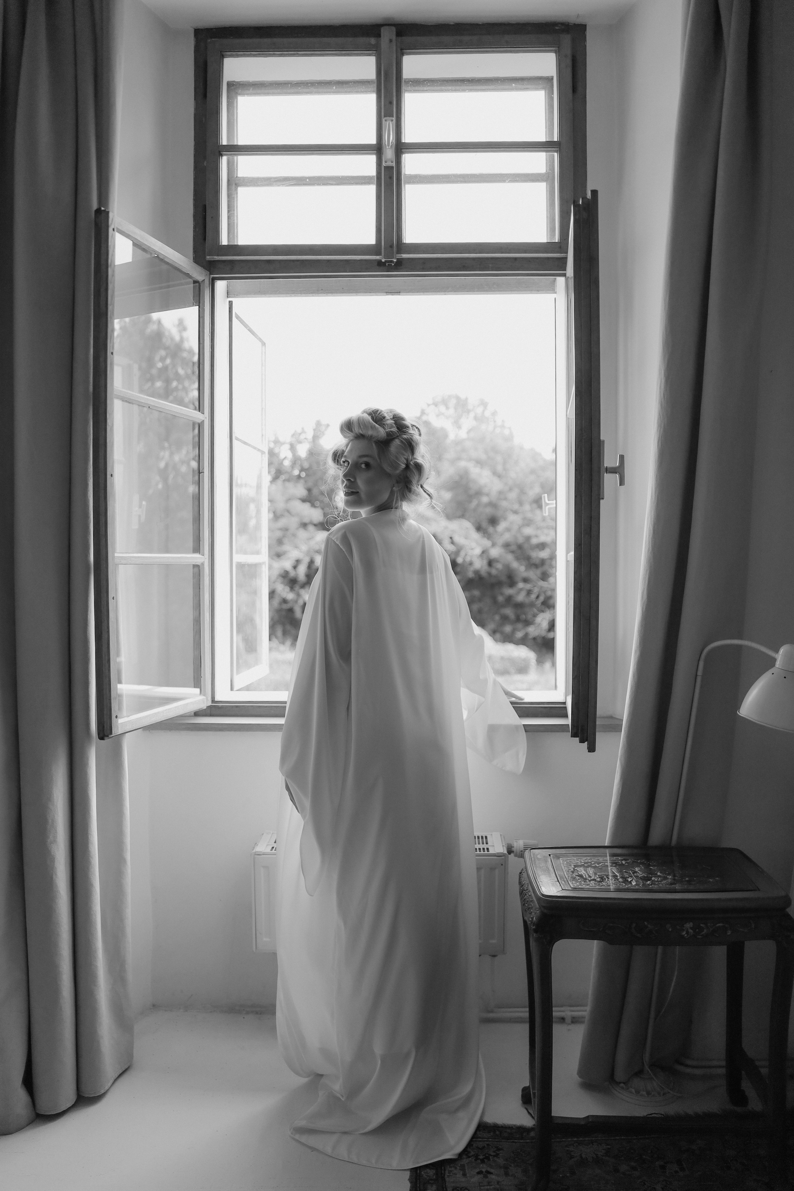 August 2025 — Róza & Nikolay Chateau Třebešice. Wedding & love story photographer Prague, Europe Elizaveta Gritsenko