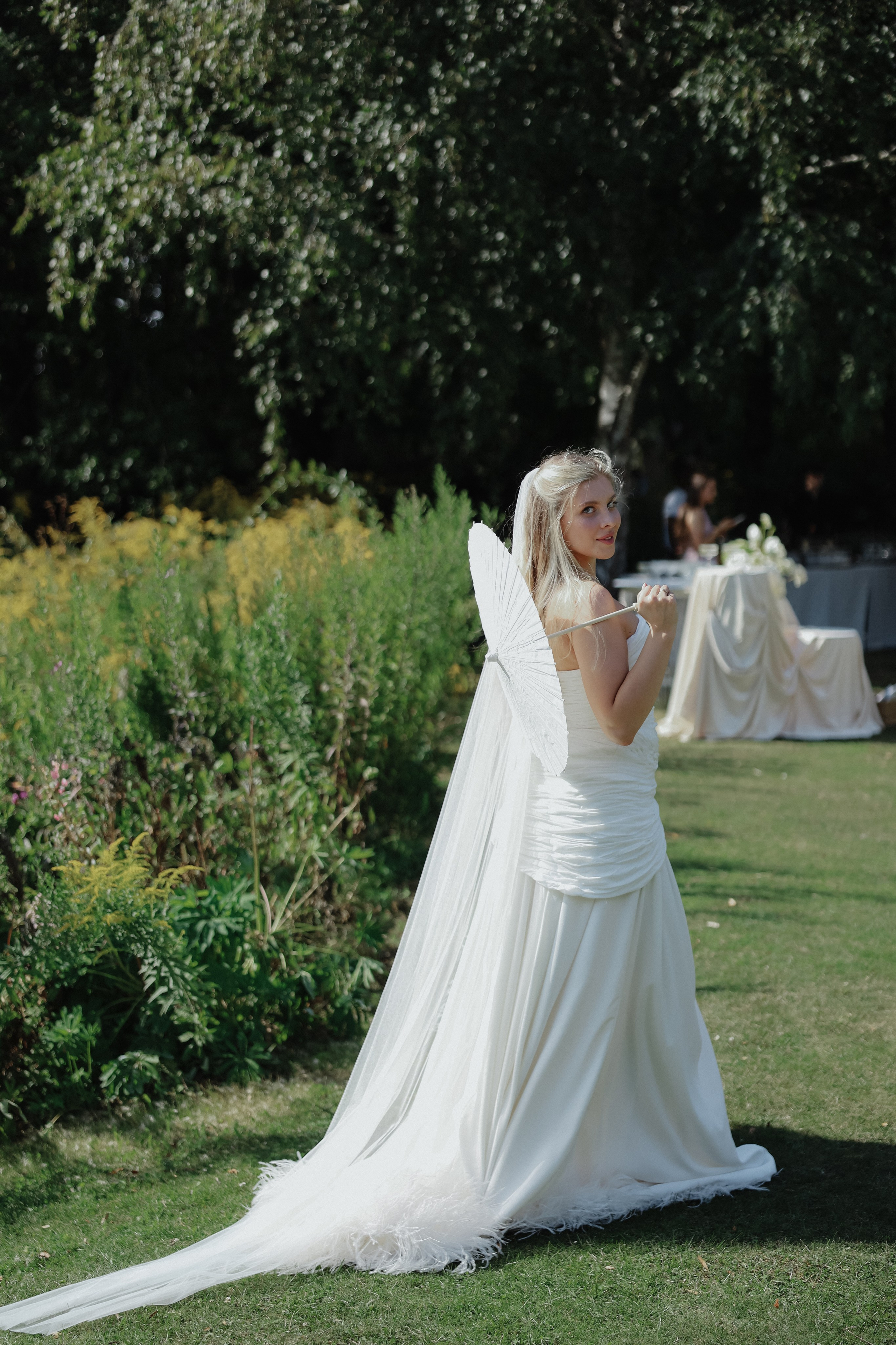 August 2025 — Róza & Nikolay Chateau Třebešice. Wedding & love story photographer Prague, Europe Elizaveta Gritsenko