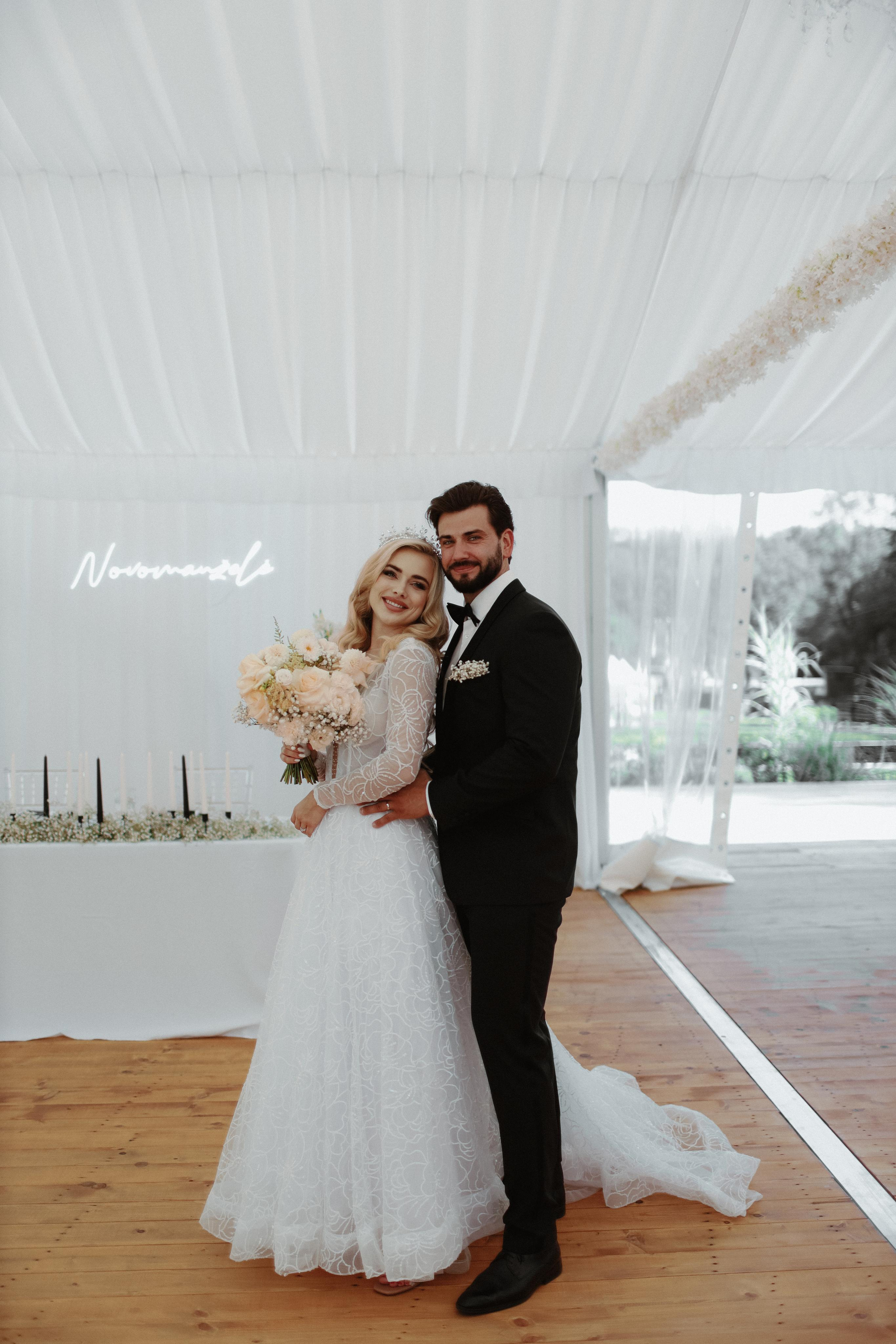 September 2023 — wedding Hrad Kunzov. Свадебный, лав стори фотограф в Праге, Европе Елизавета Гриценко