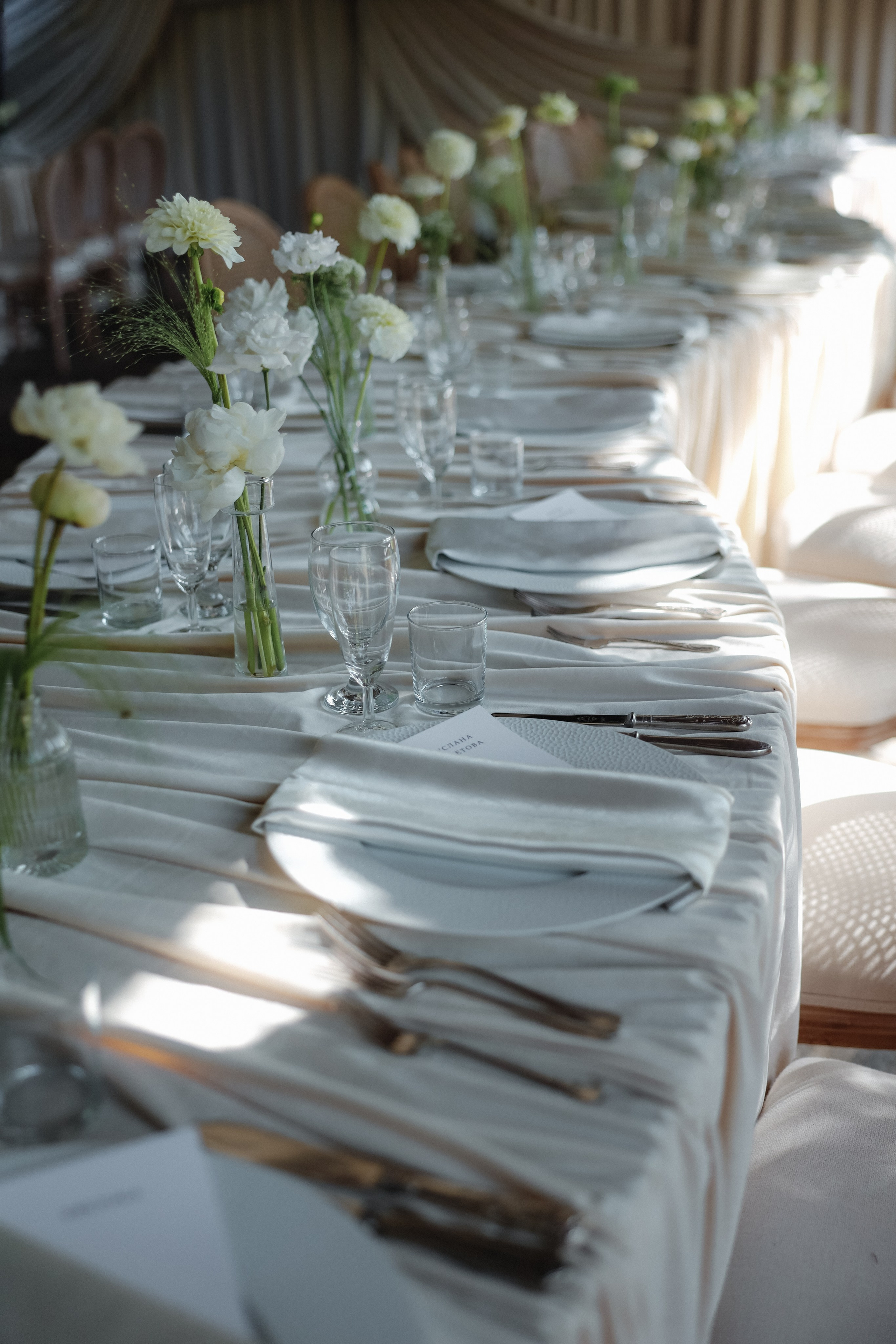 August 2025 — Róza & Nikolay Chateau Třebešice. Wedding & love story photographer Prague, Europe Elizaveta Gritsenko