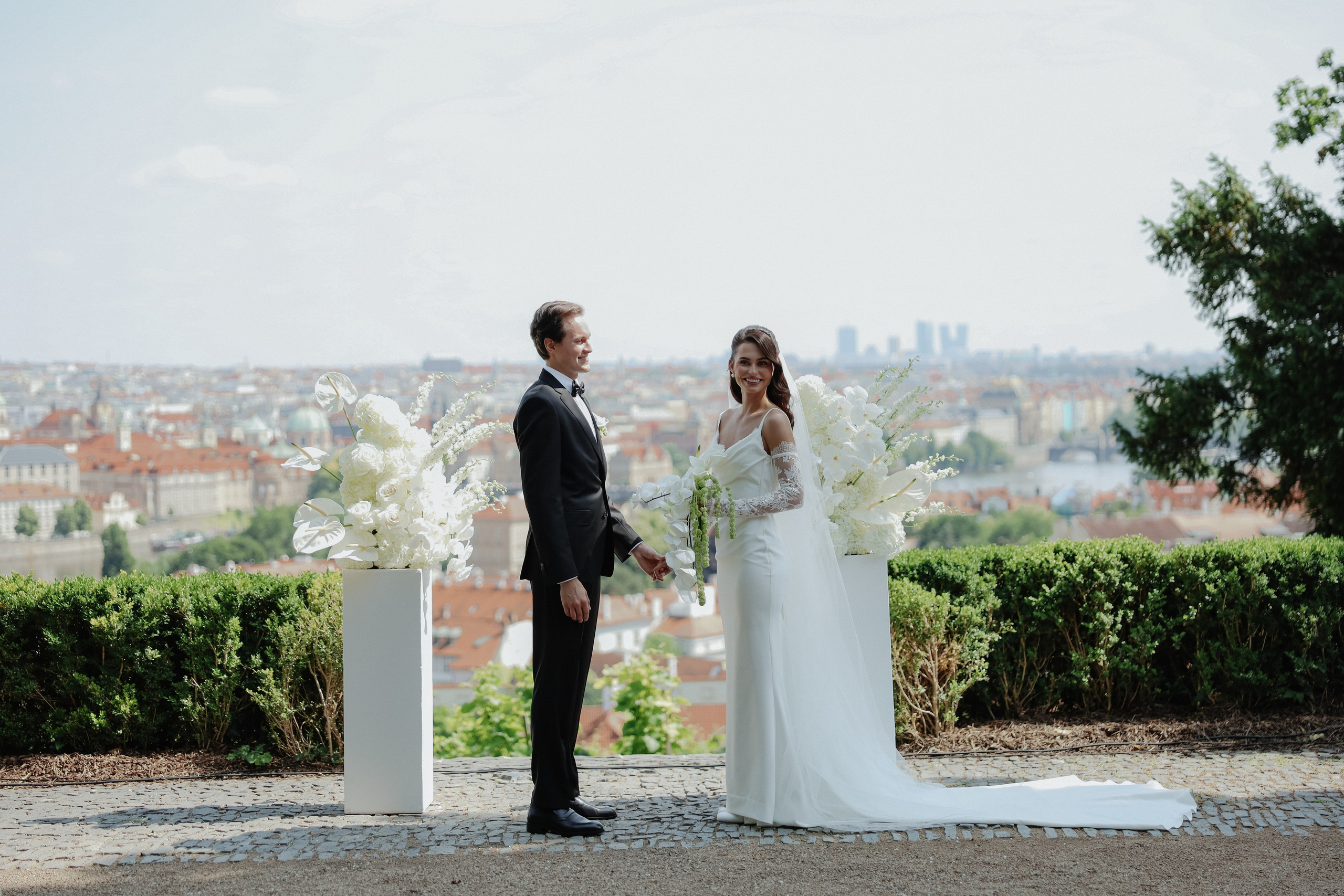 Anna & Stas June 2025 Villa Richter, Prague. Свадебный, лав стори фотограф в Праге, Европе Елизавета Гриценко