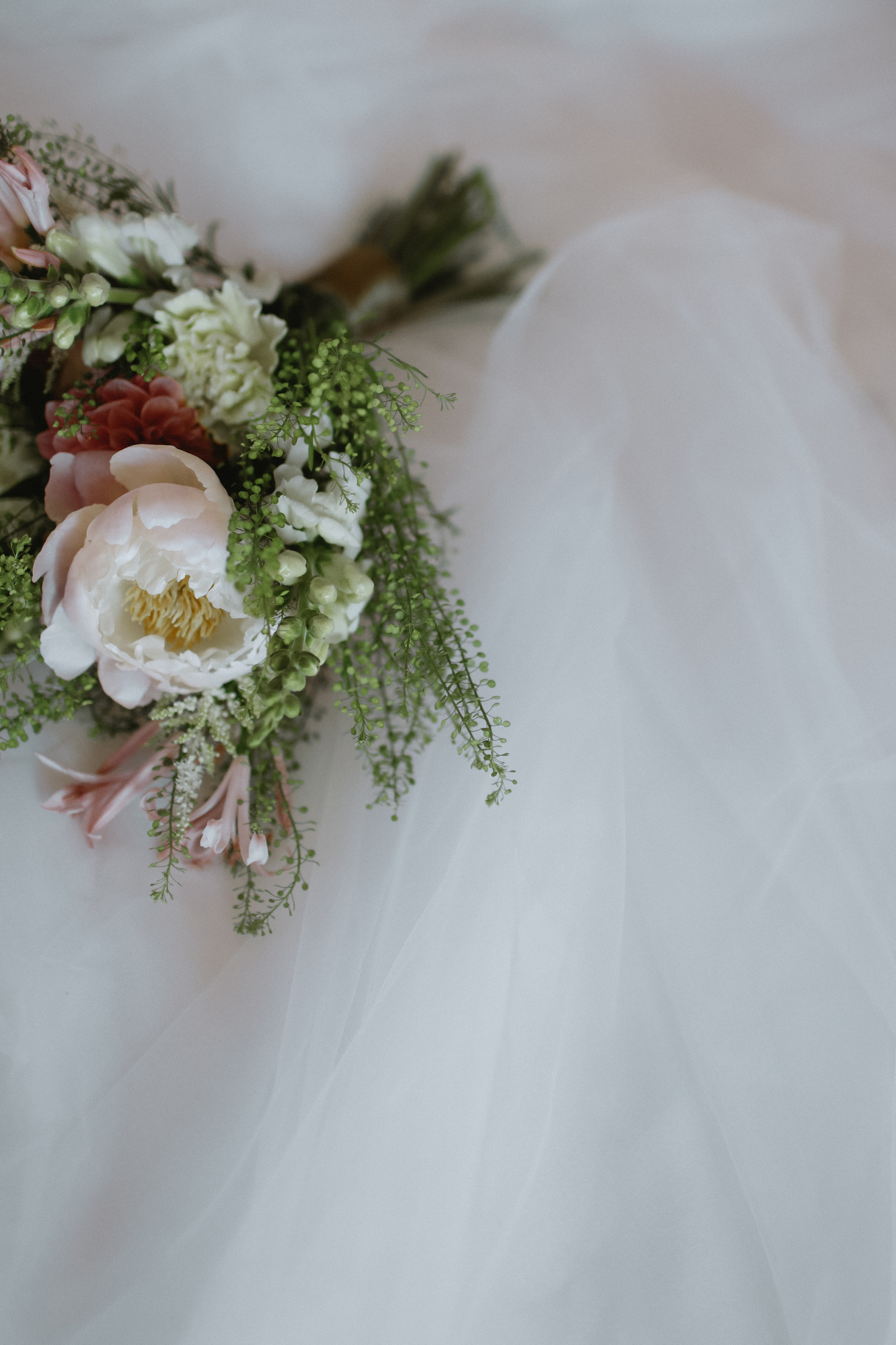 Bride’s Morning Editorial. Свадебный, лав стори фотограф в Праге, Европе Елизавета Гриценко