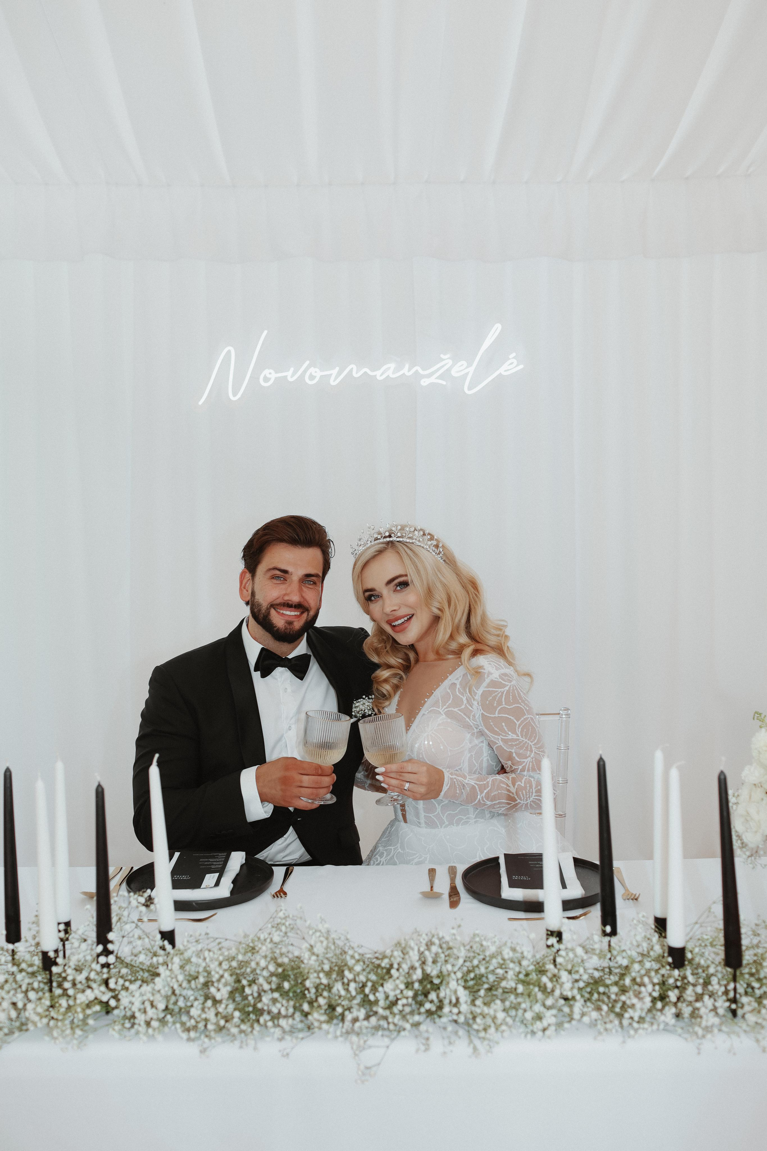 September 2023 — wedding Hrad Kunzov. Свадебный, лав стори фотограф в Праге, Европе Елизавета Гриценко