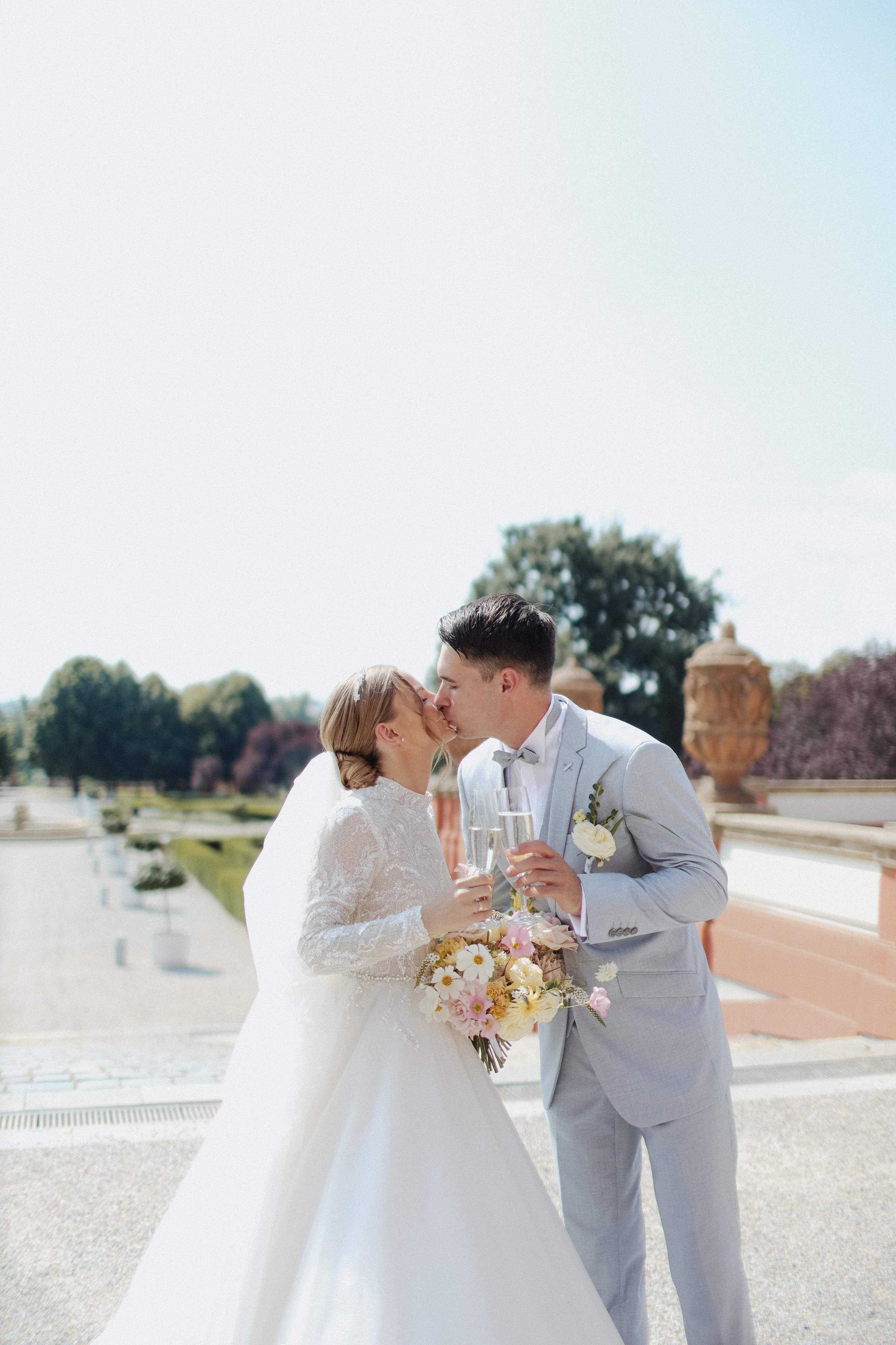 August 2023 — Elizabeth & Evgeniy. Wedding & love story photographer Prague, Europe Elizaveta Gritsenko