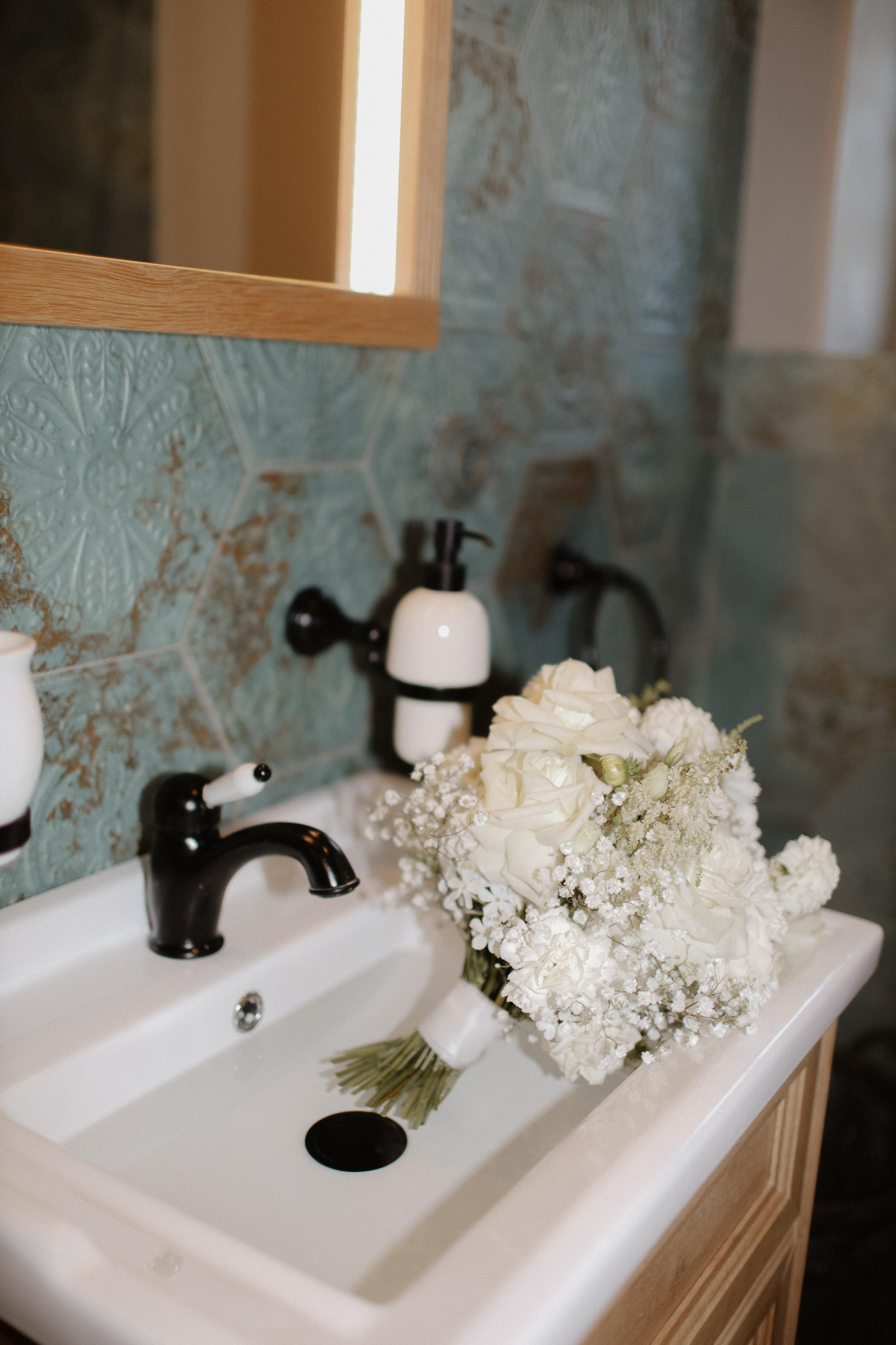 September 2023 — wedding Hrad Kunzov. Свадебный, лав стори фотограф в Праге, Европе Елизавета Гриценко