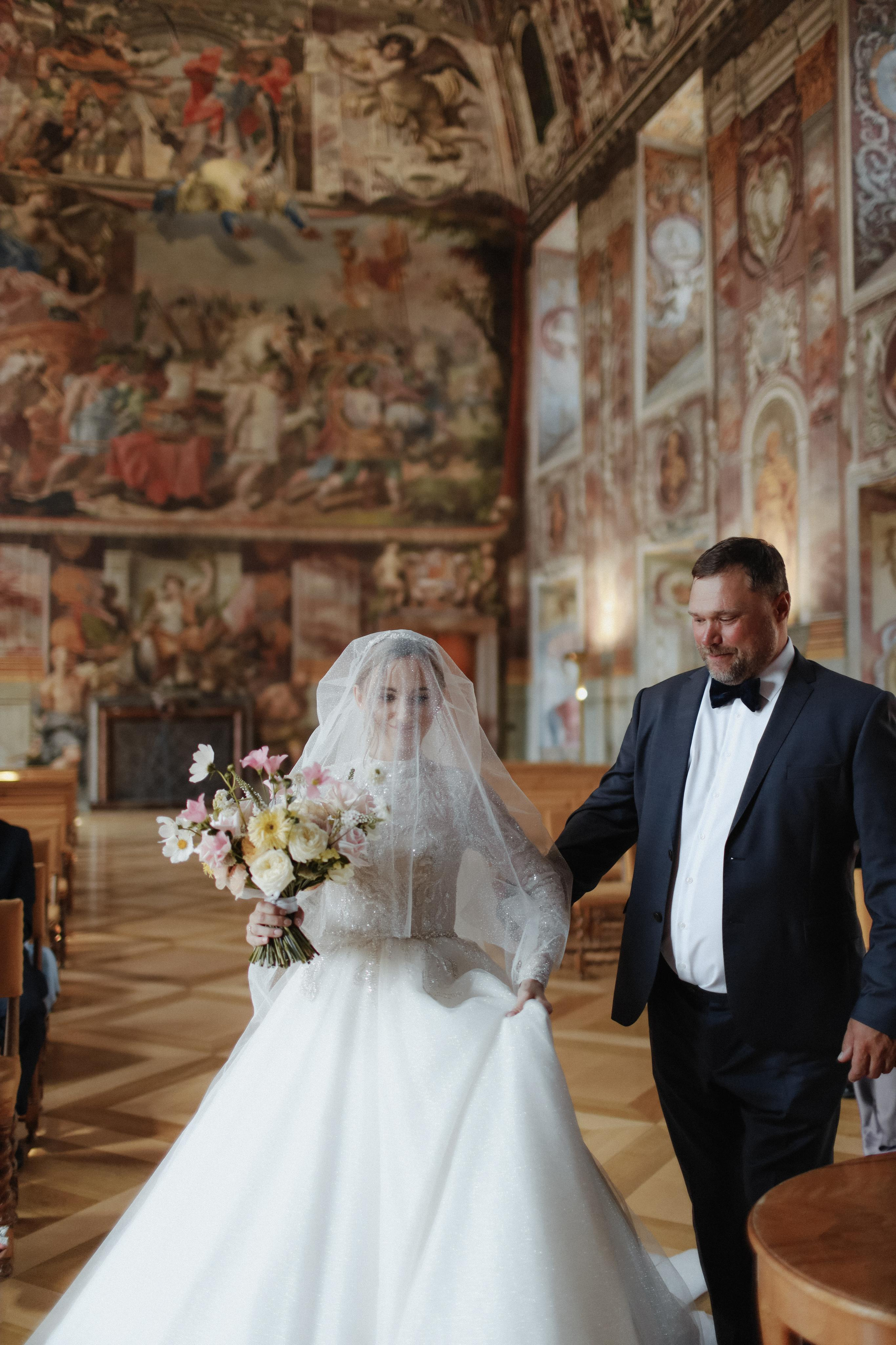 August 2023 — Elizabeth & Evgeniy. Wedding & love story photographer Prague, Europe Elizaveta Gritsenko